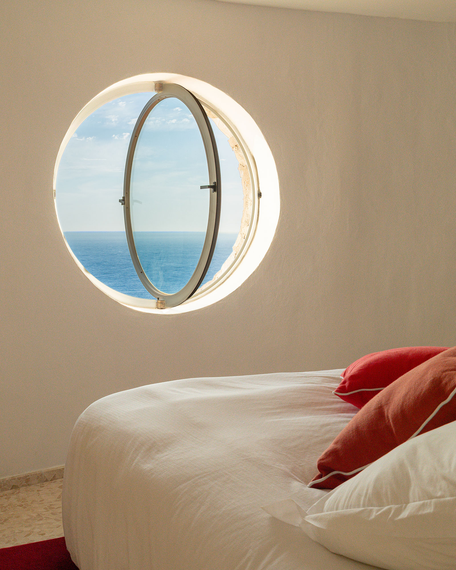 atalaya-by-boutique_house_andalucia-spain_interior-bedroom-view.jpg