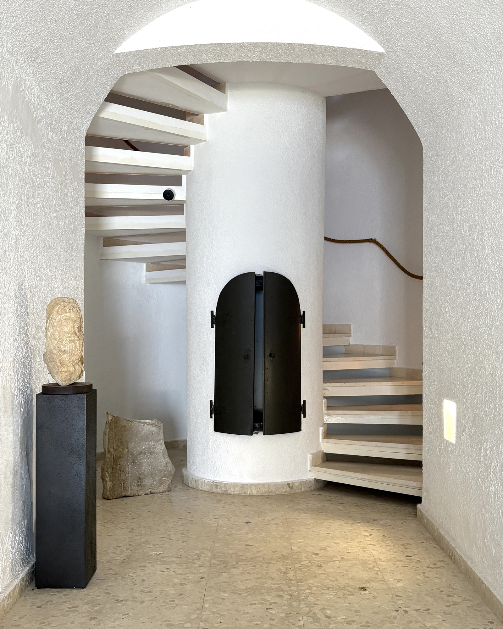 atalaya-by-boutique_house_andalusia-spain_interior-entrance.jpg