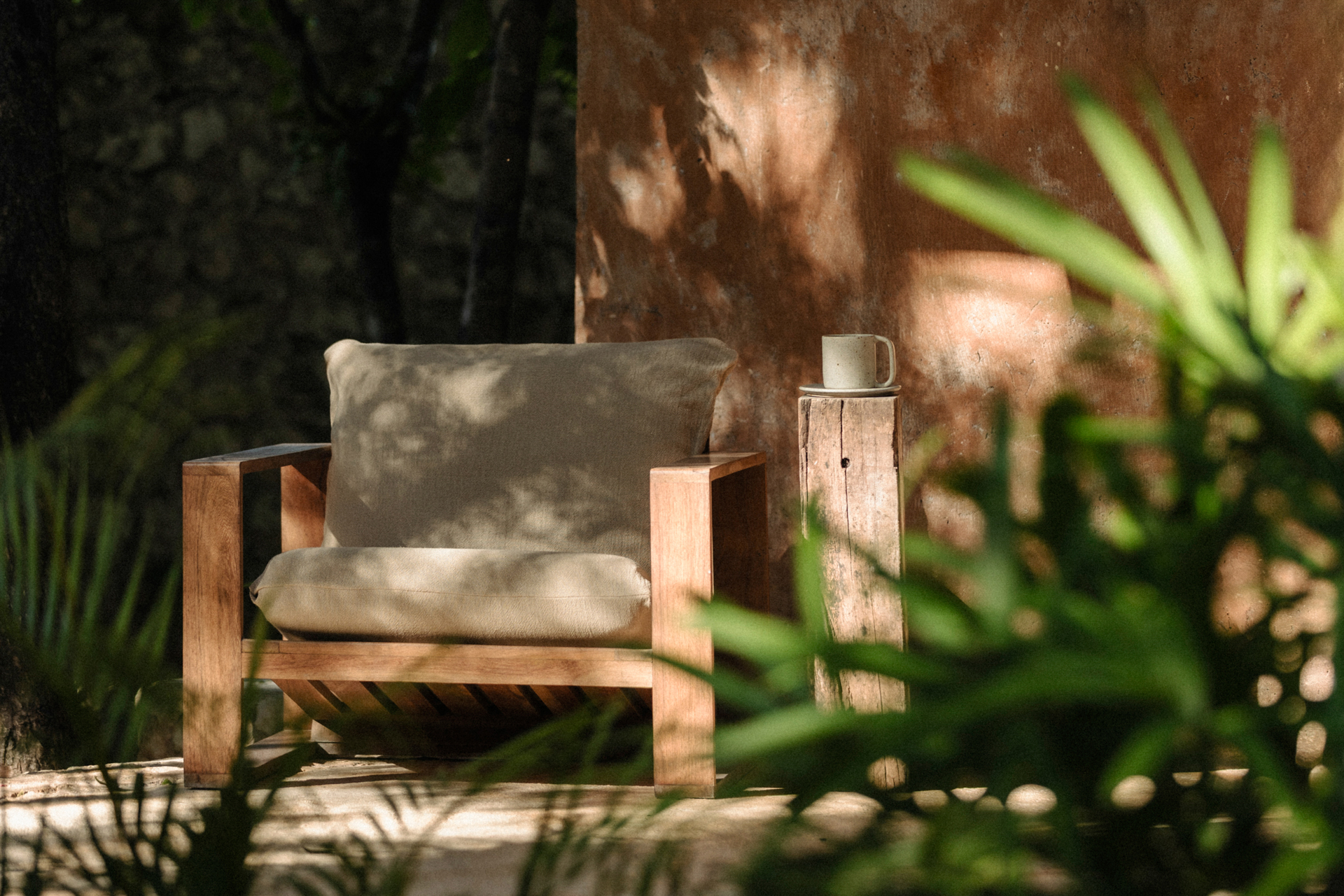 najil-chak_villa_tulum-mexico_exterior-chair.jpg