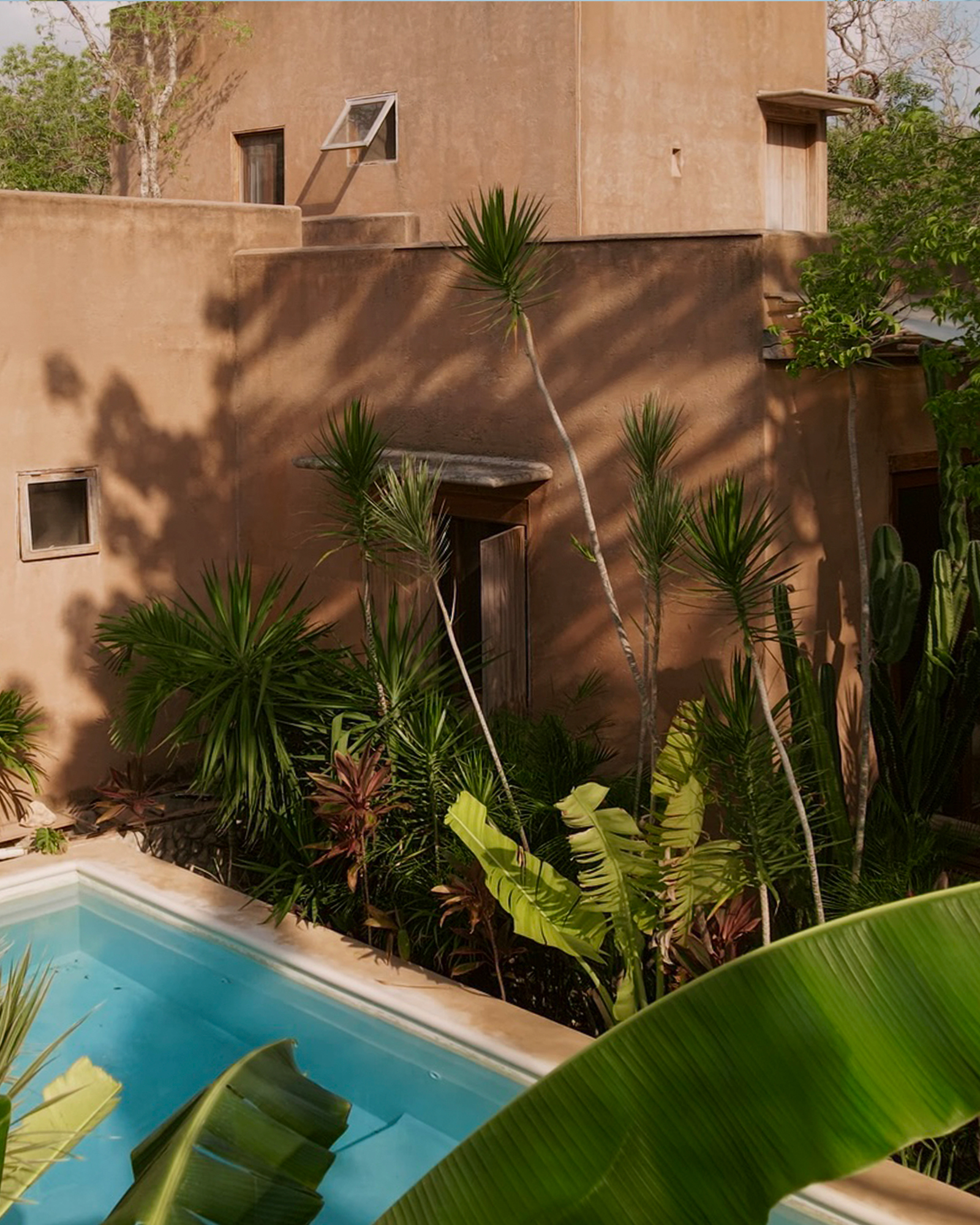 najil-chak_villa_tulum-mexico_exterior-pool-detail.jpg