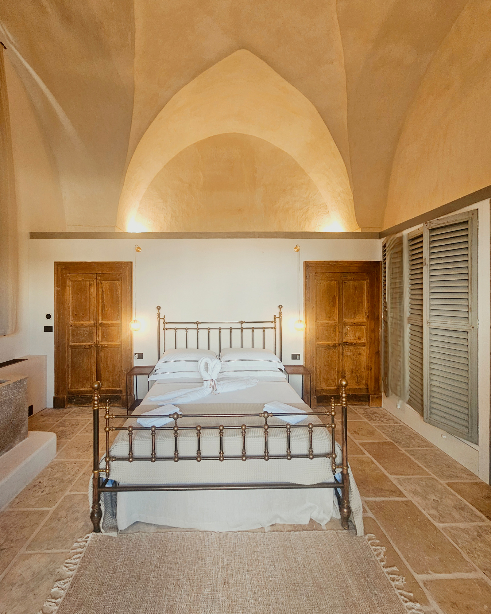 masseria-gemini_estate_puglia-italy_interior-bed-space.jpg