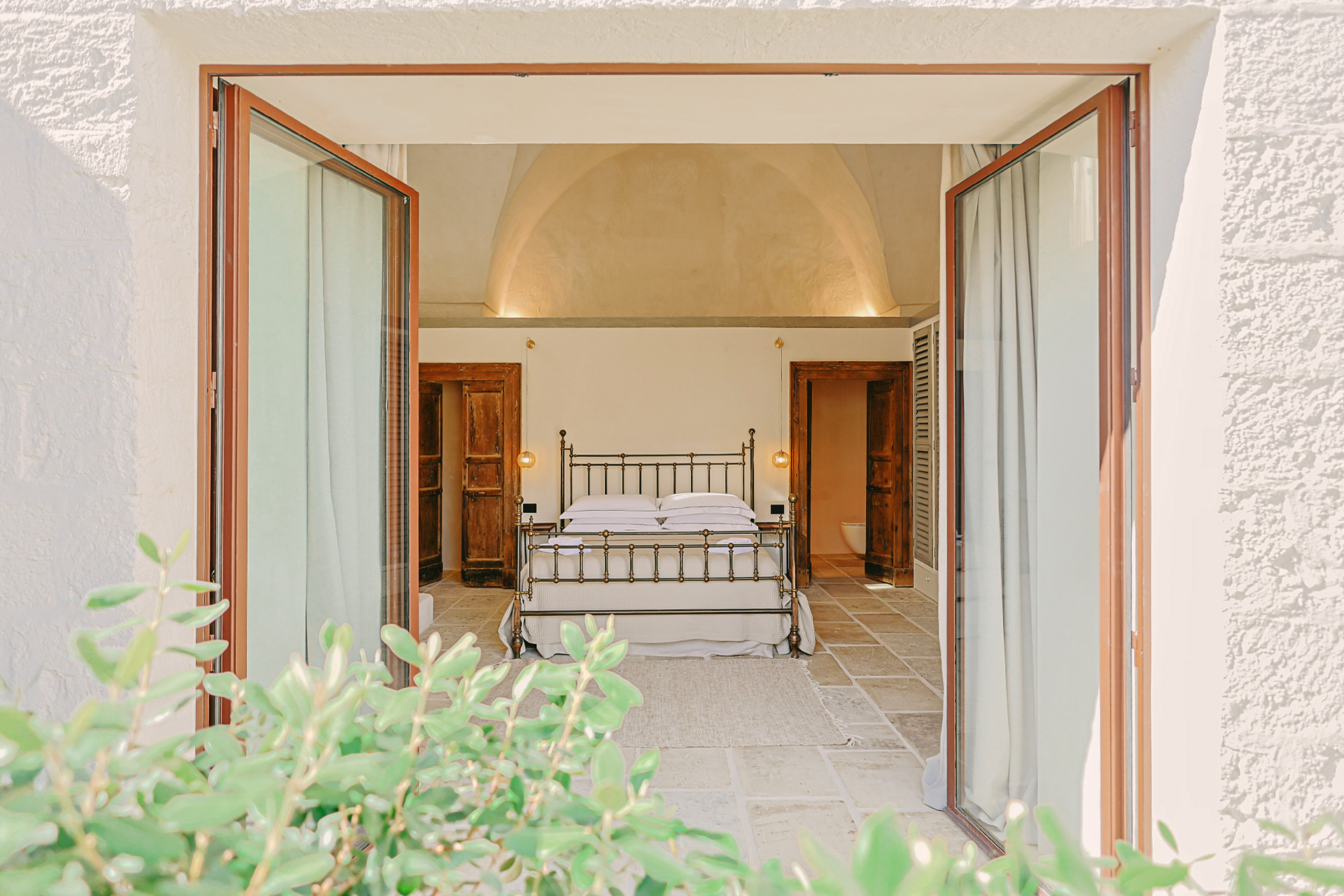 masseria-gemini_estate_puglia-italy_interior-bedroom.jpg