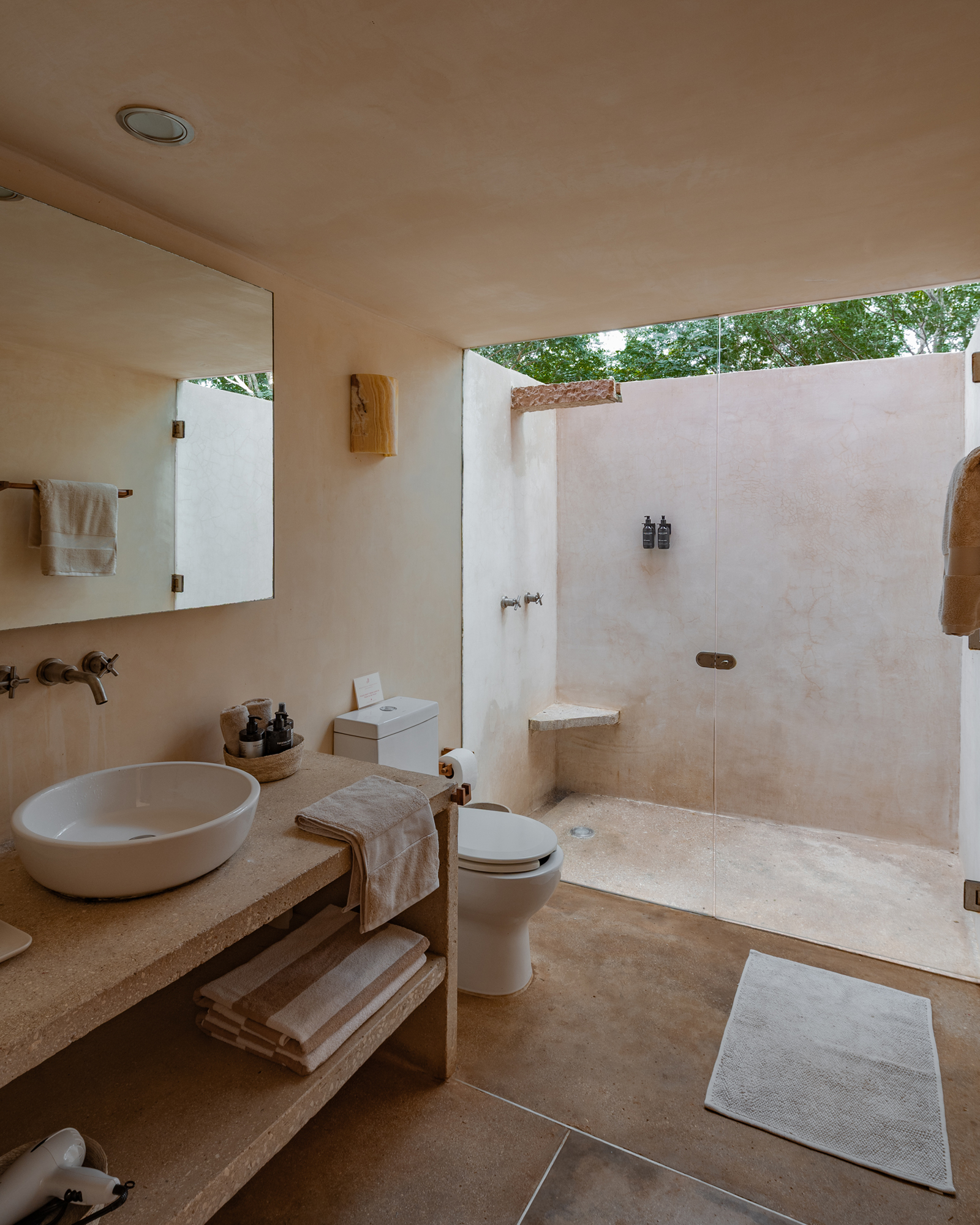 casita-jabin_villa_yucatan-mexico_interior-bath-room.jpg