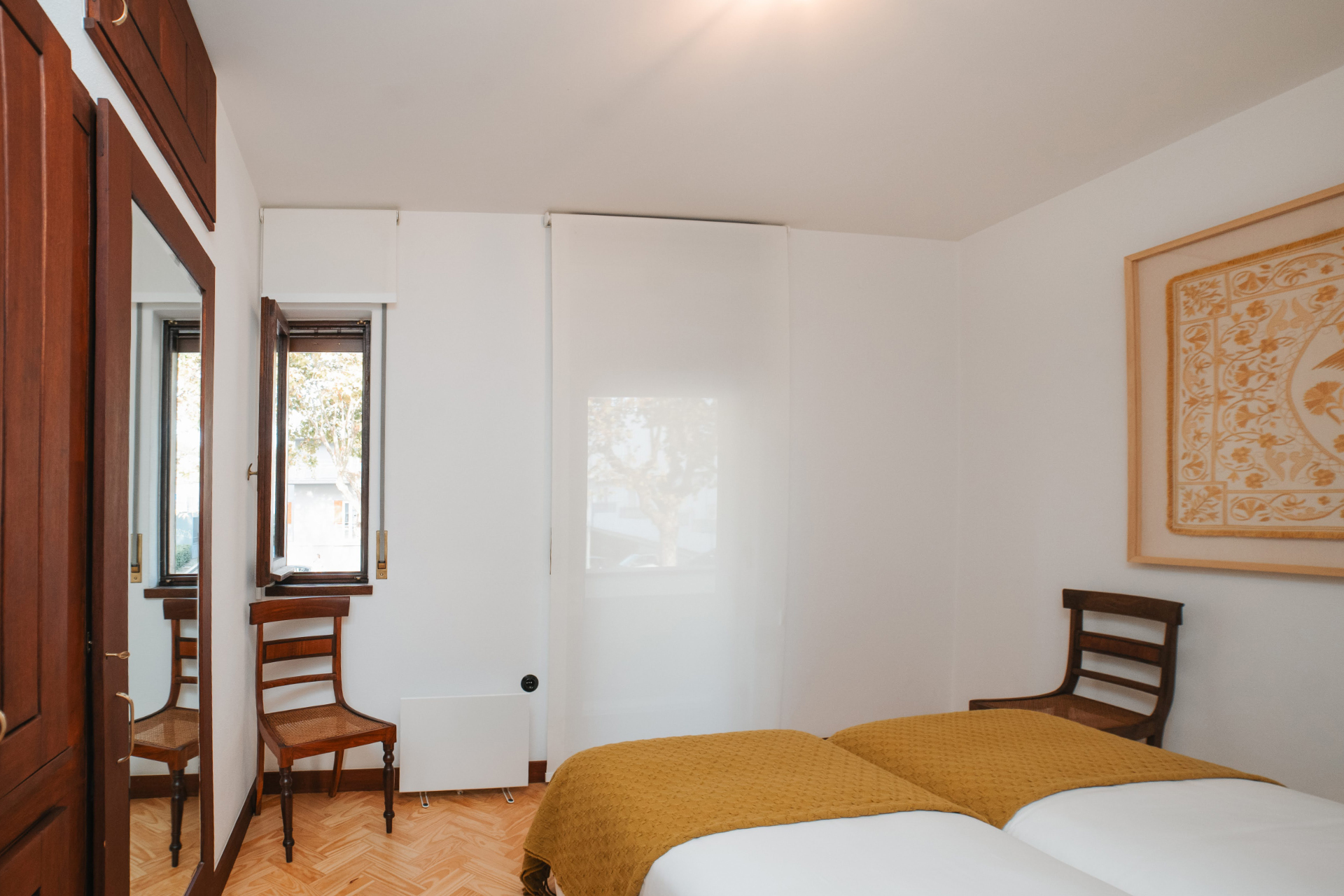 casa-dabreu-neto_house_porto-portugal_interior-beds.jpg