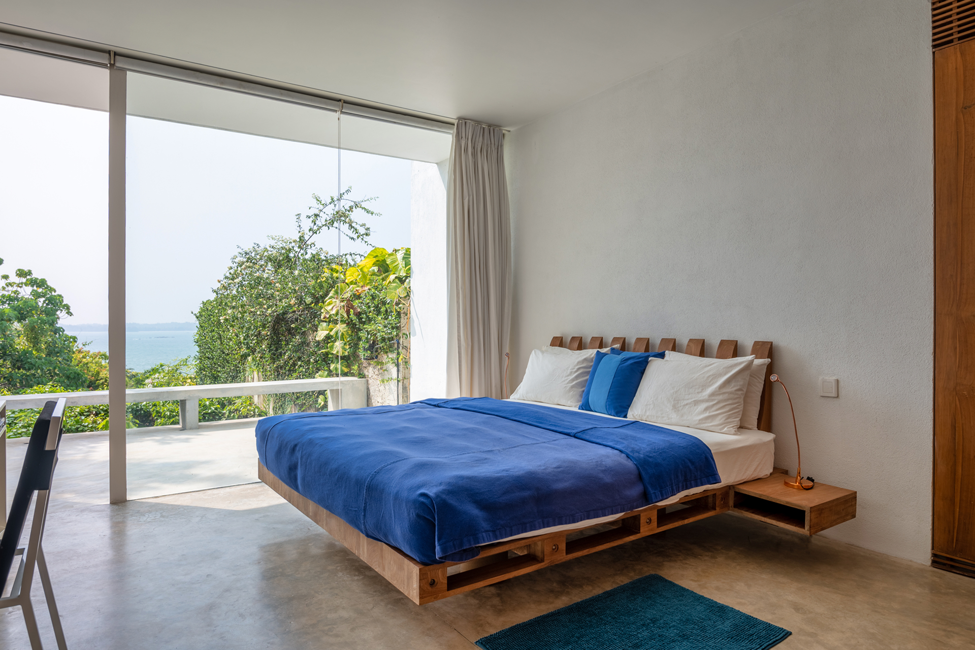villa-vista-mirissa_villa_Mirissa-sri-lanka_interior-bedroom.jpg