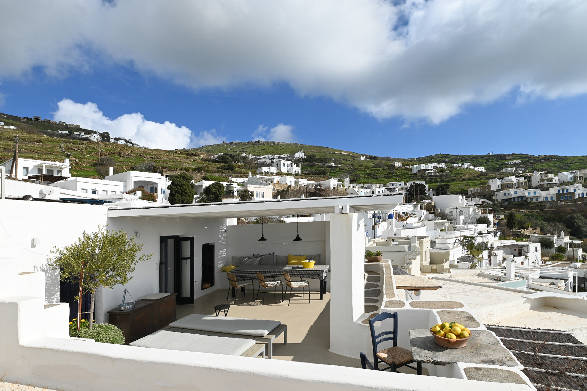 the-artist-house_house_tinos-greece_exterior.jpg