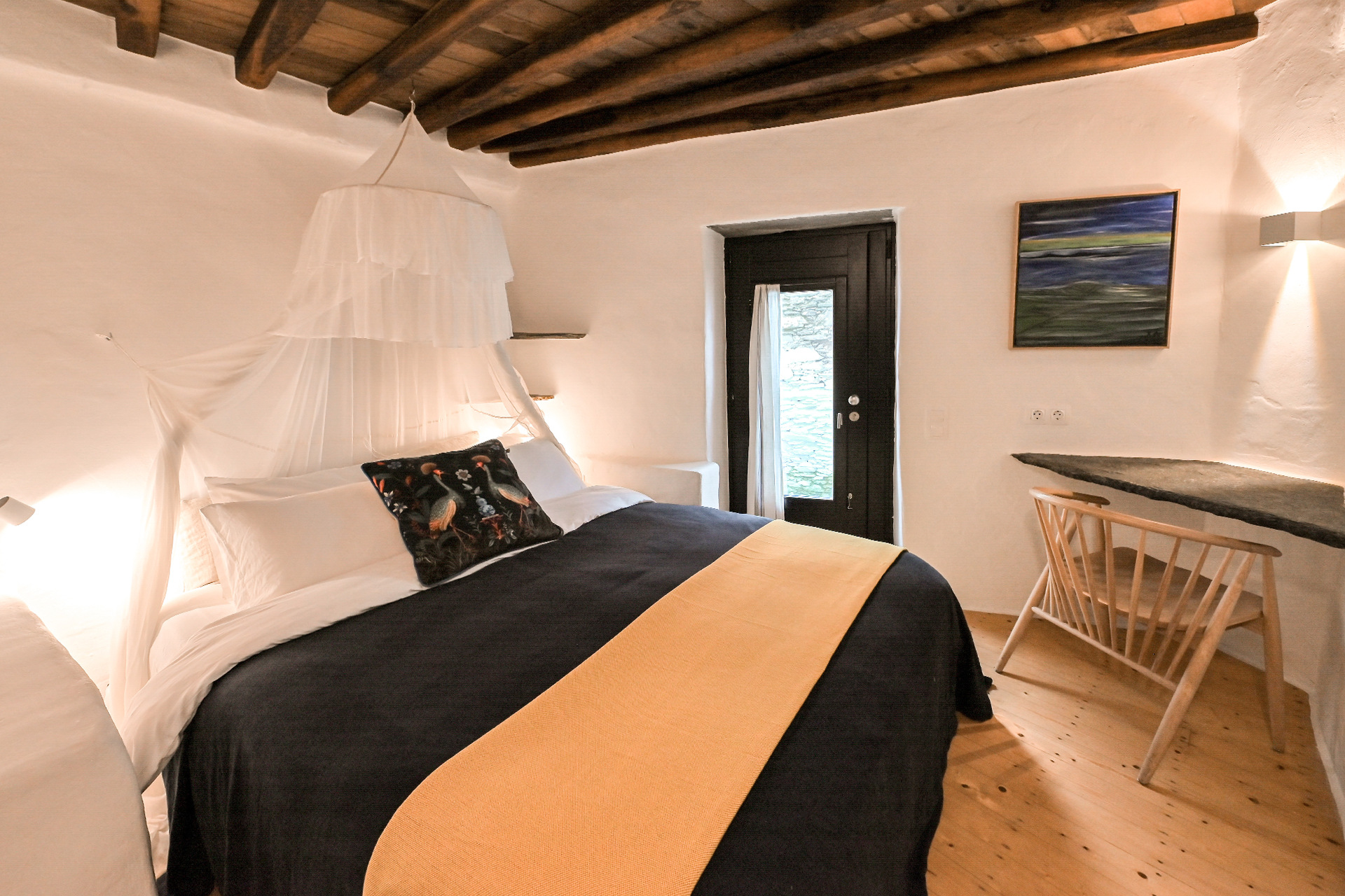 the-artist-house_house_tinos-greece_interior-bedroom.jpg
