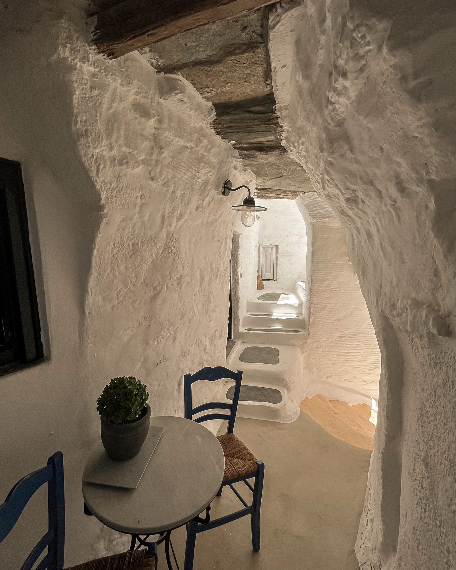 the-artist-house_house_tinos-greece_interior-space-design.jpg