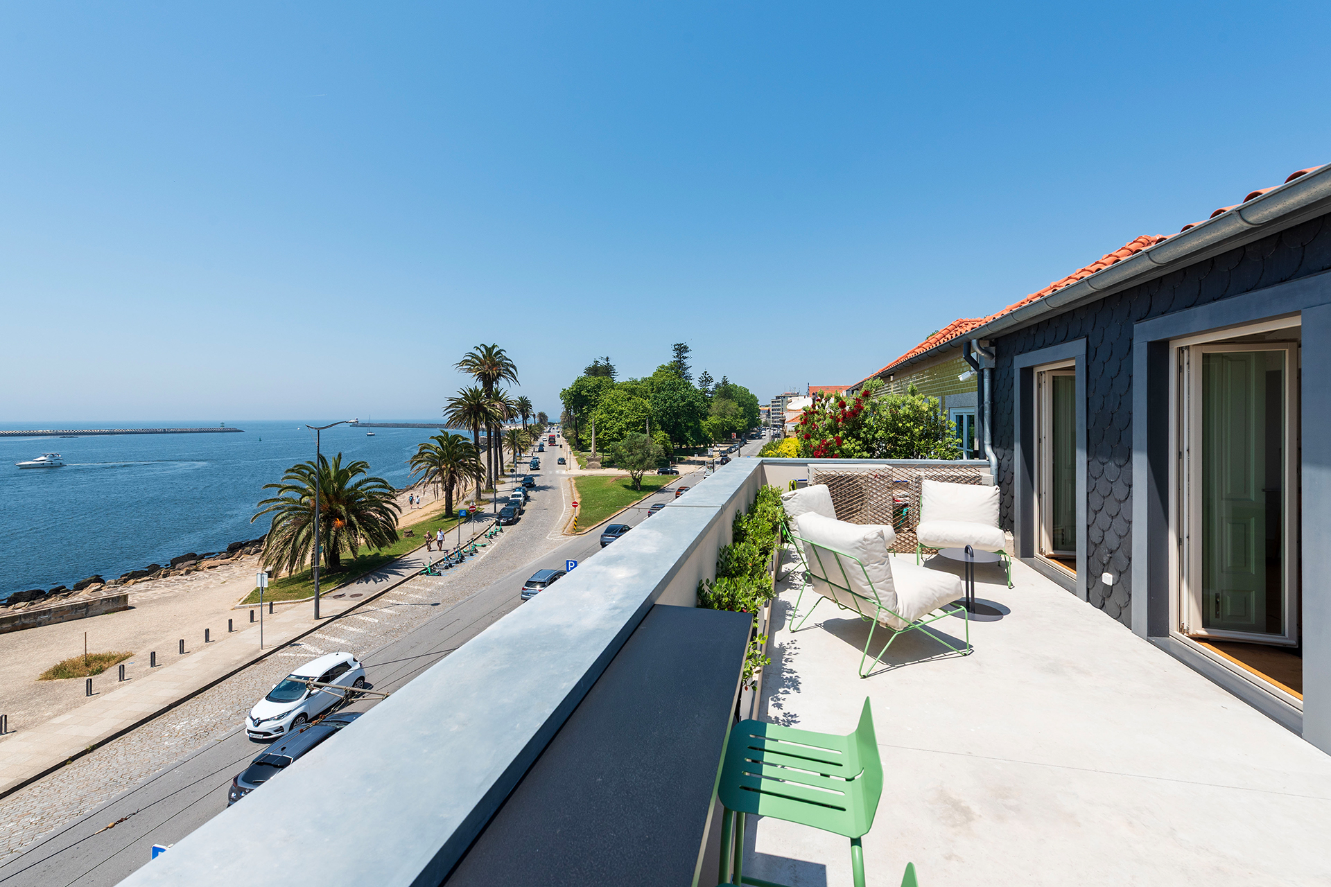 oceanfront-villa-in-porto_villa_porto-portugal_exterior-terrace.jpg