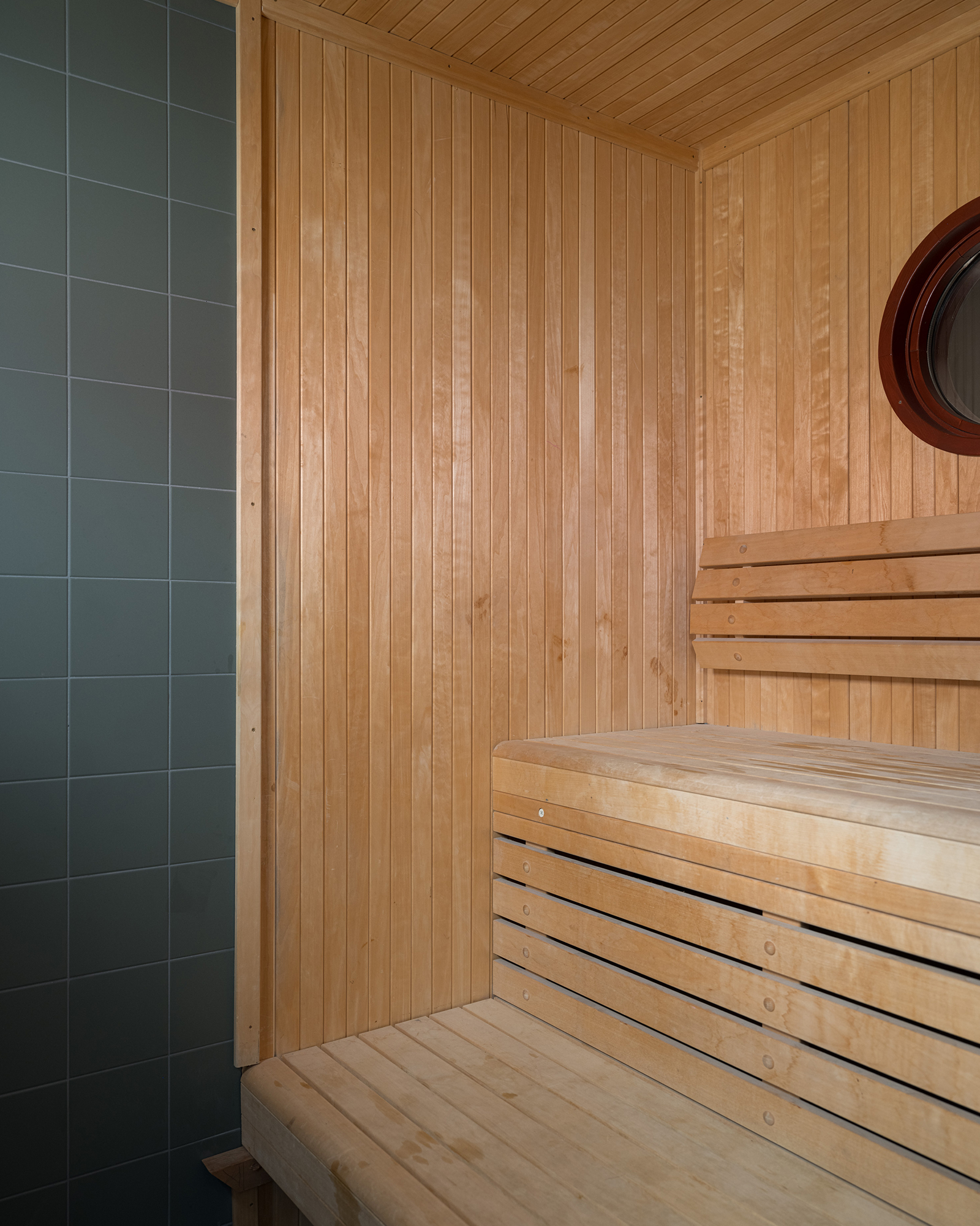 malmo-townhouse-by-the-sea_townhouse_malmo-sweden_interior-sauna.jpg