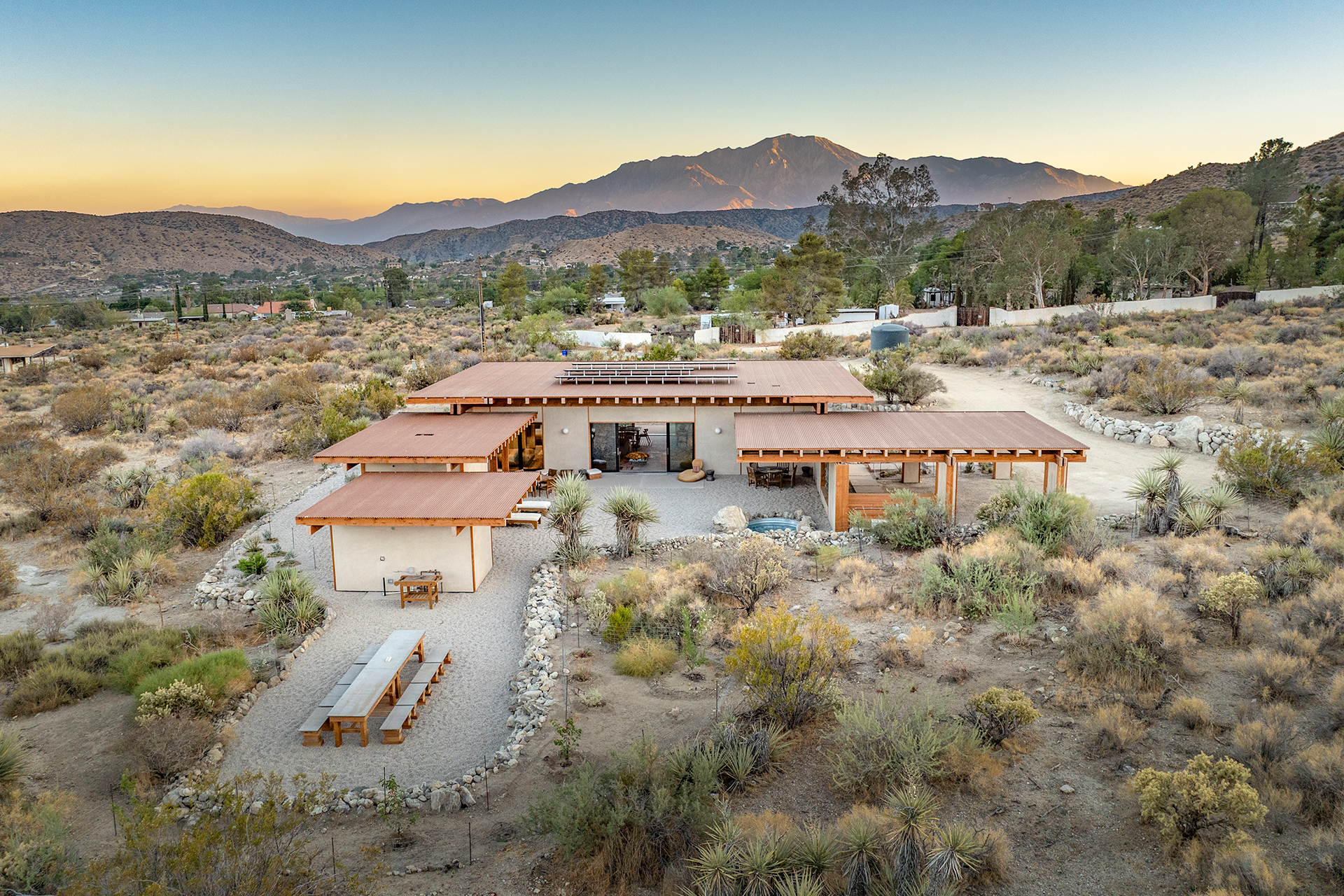 sylvestre_house_california-usa_exterior-drone-design.jpg