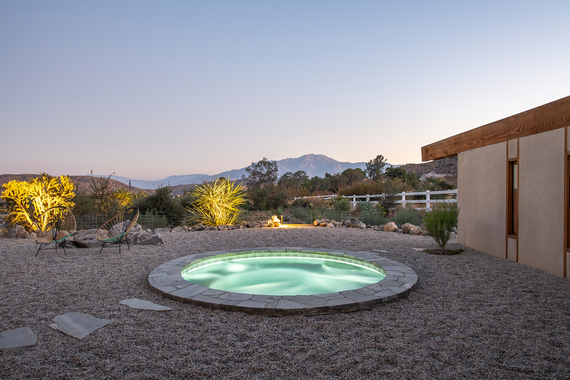 solara_house_california-usa_exterior-jacuzzi-night.jpg