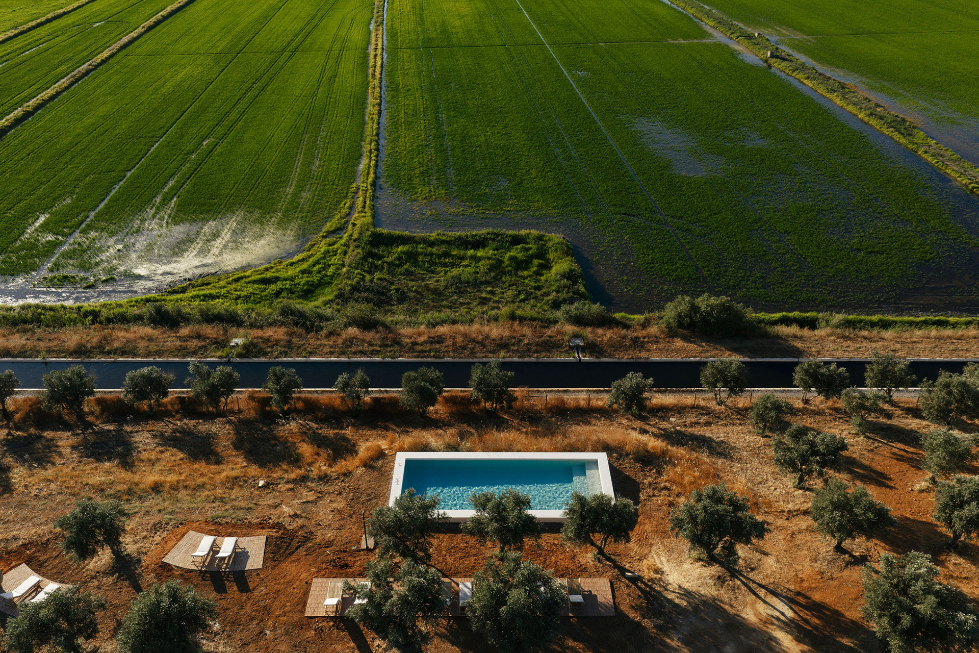 montinhos_estate_setubal-portugal_exterior-drone-pool.jpg