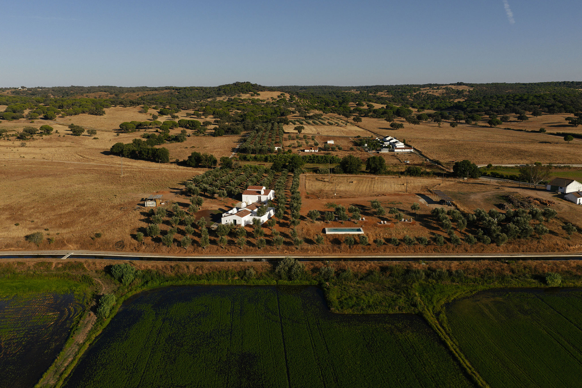 montinhos_estate_setubal-portugal_exterior-drone-space.jpg