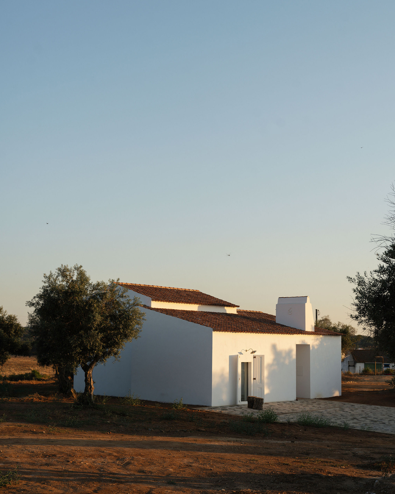 montinhos_estate_setubal-portugal_exterior-house.jpg