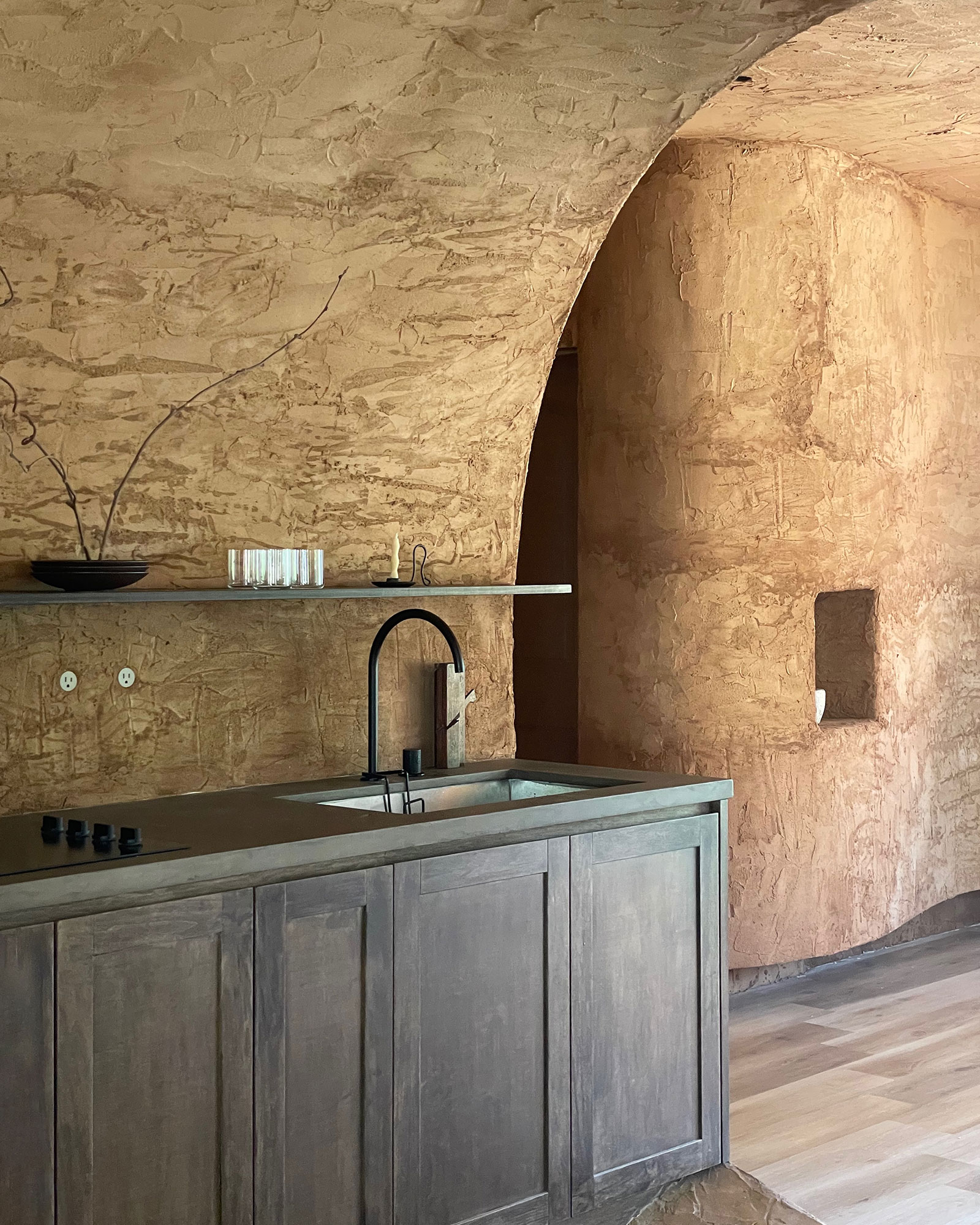 casa-kawa_house_miami-usa_interior-kitchen-detail.jpg
