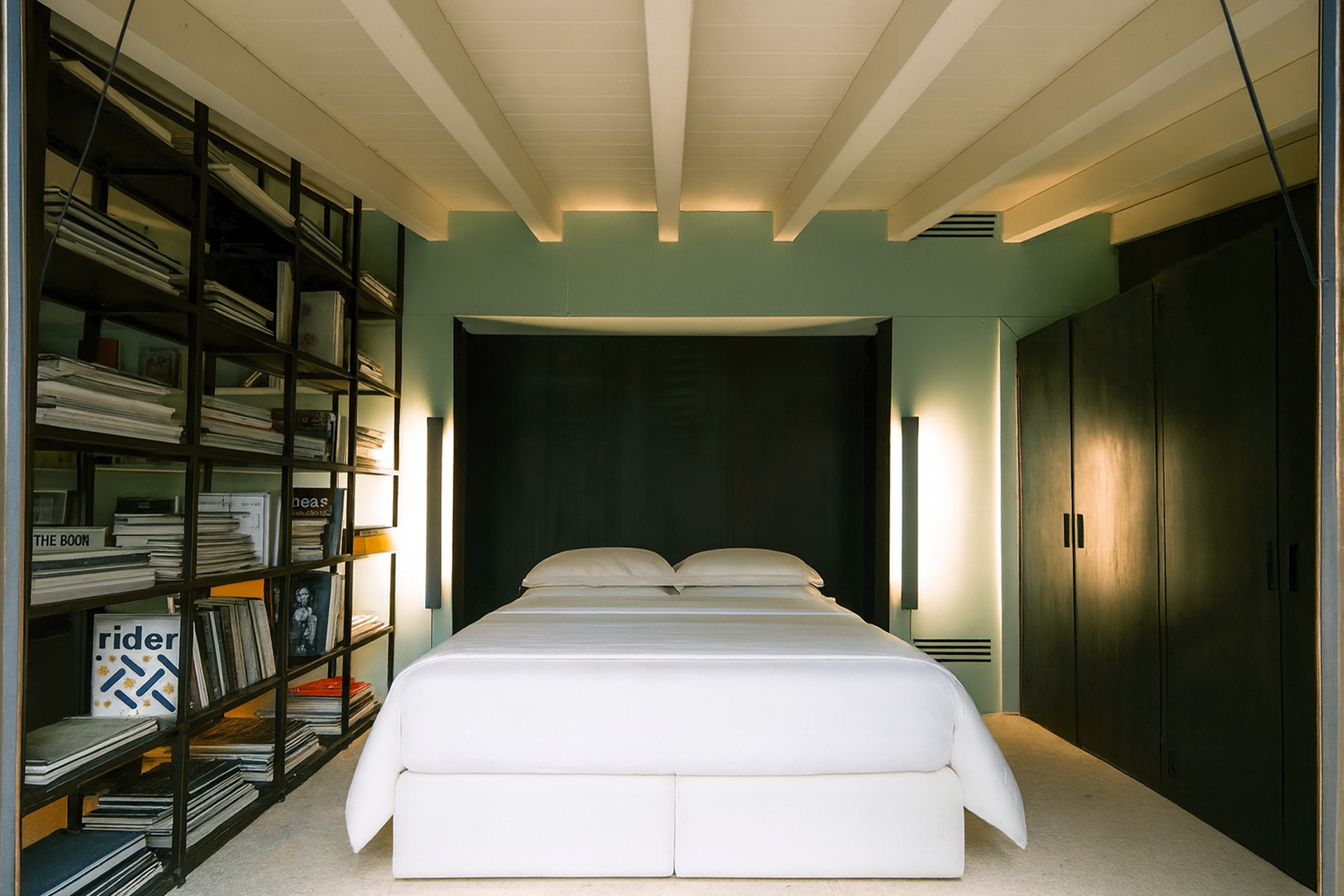 villa-franca_villa_portofino-italy_interior-bedroom-design.jpg