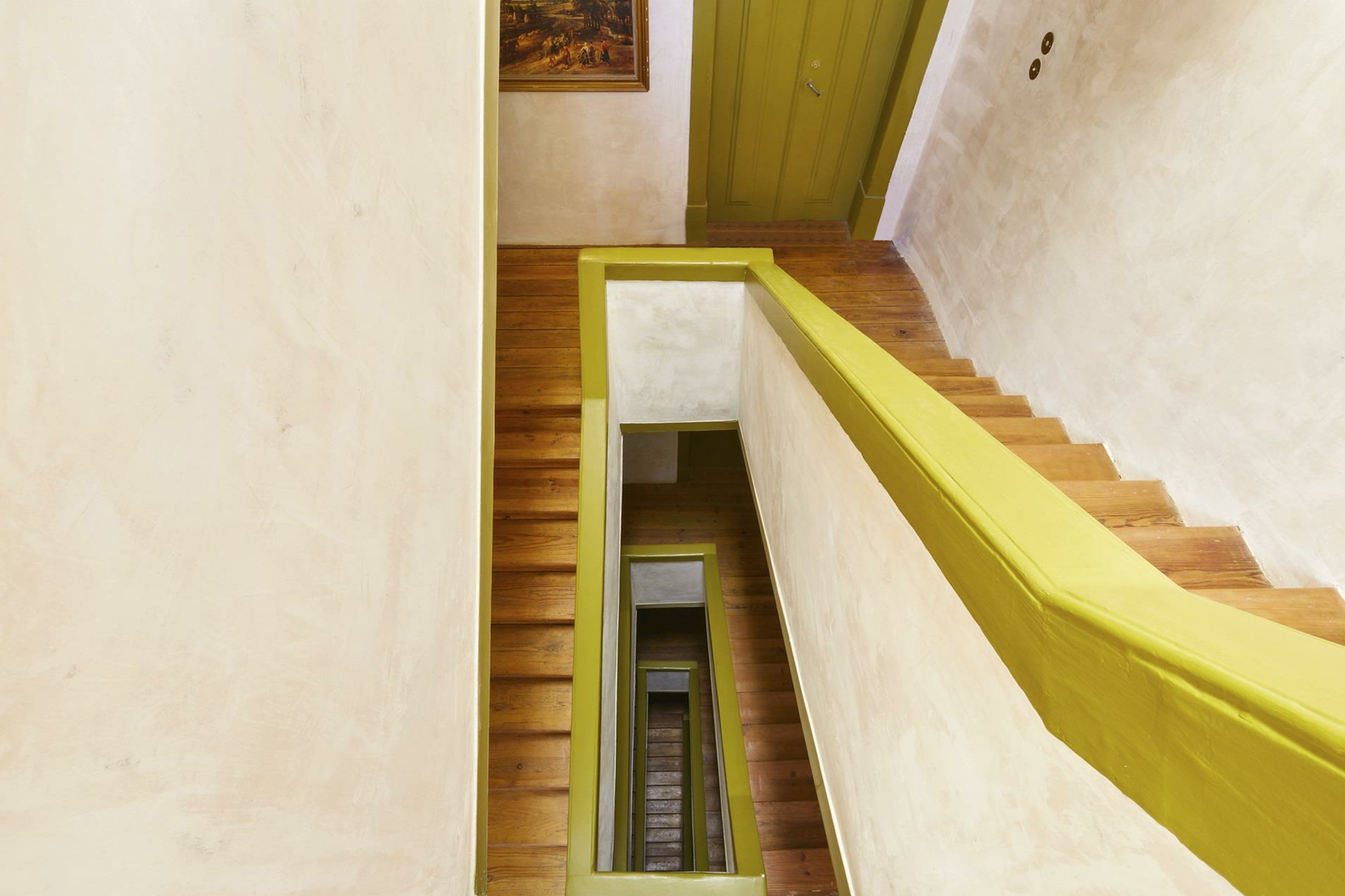 under-a-wooden-sky_apartment_lisbon-portugal_interior-design-stairs.jpg