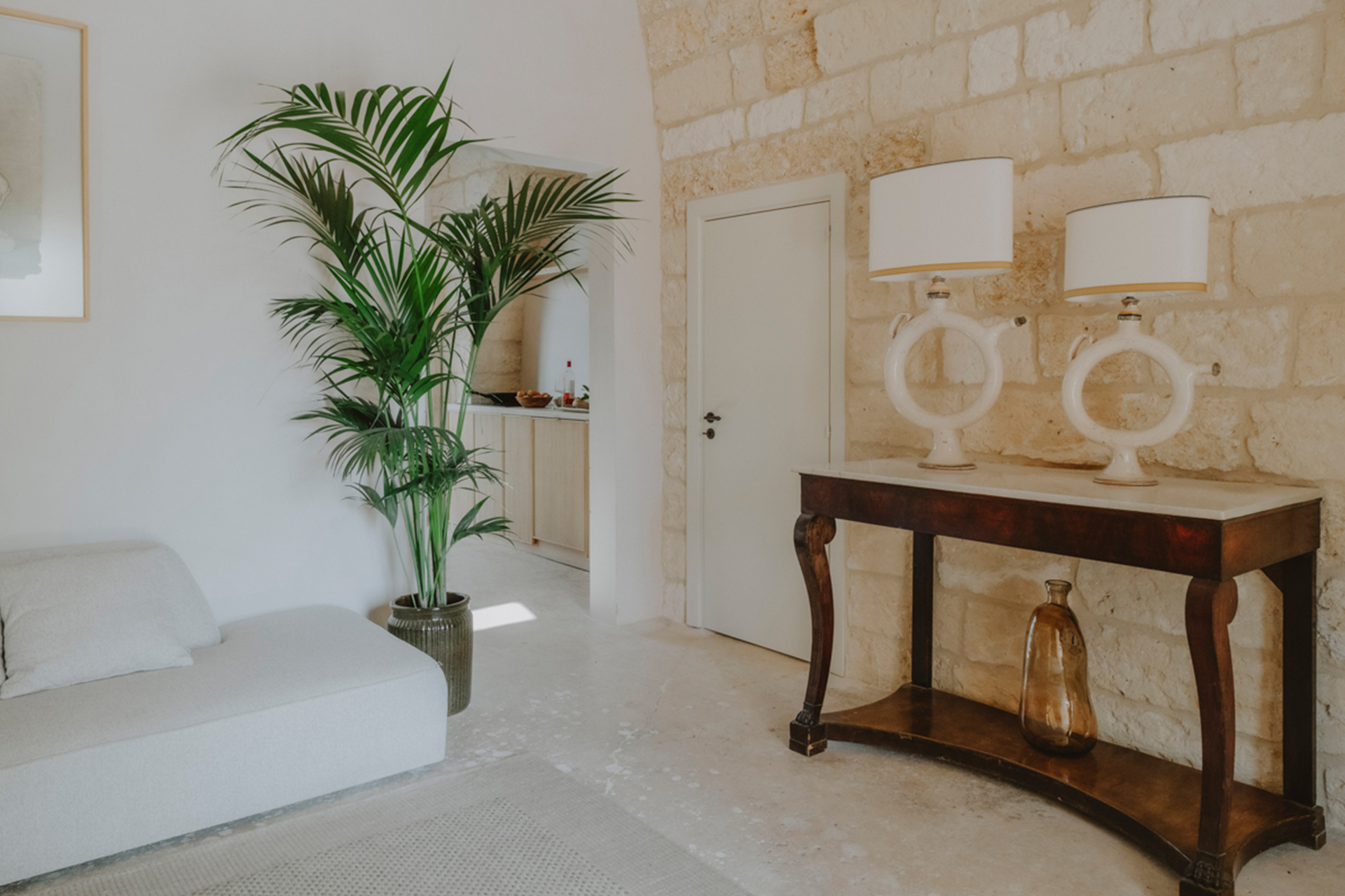 villa-prete_estate_puglia-italy_interior-space.jpg
