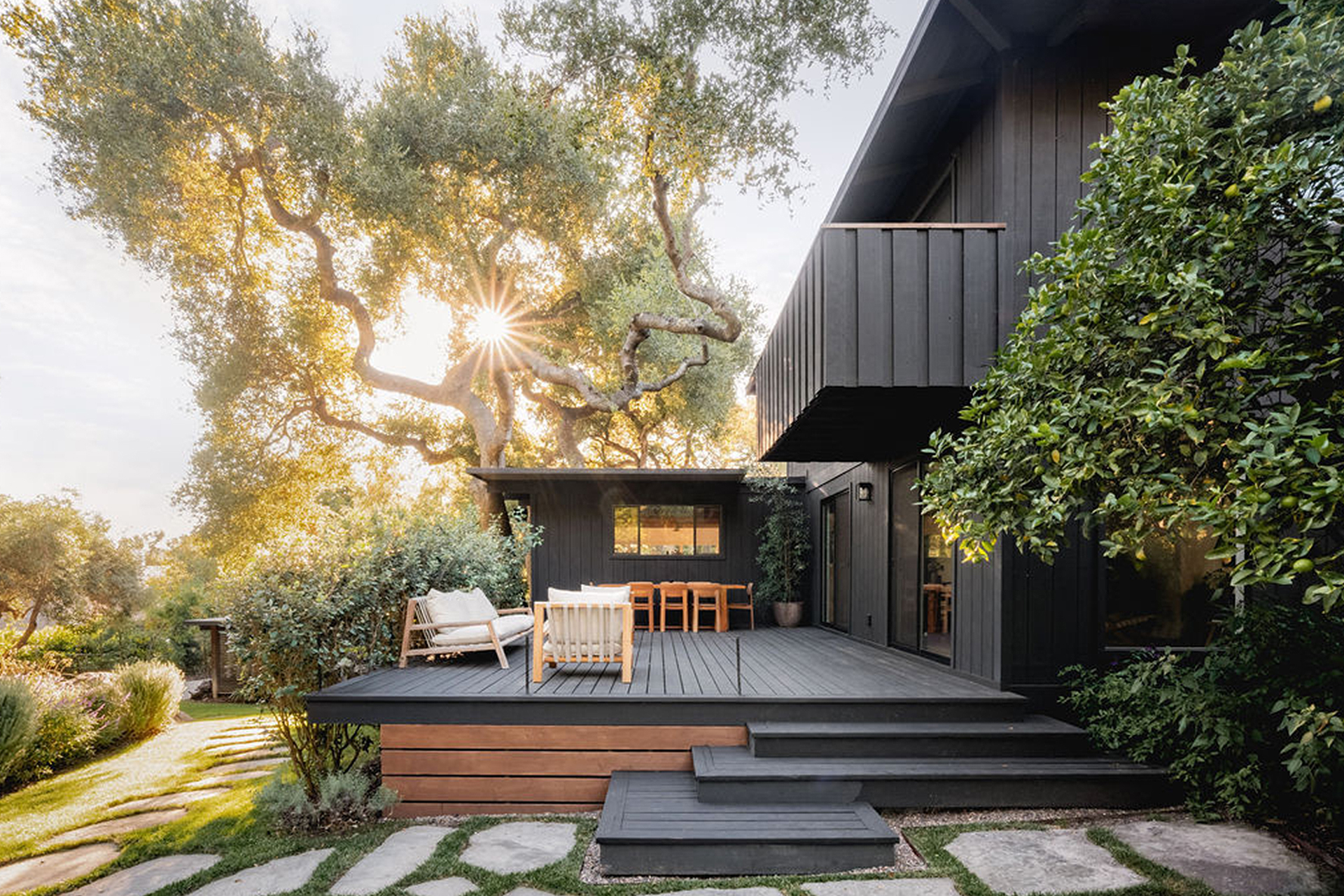 montecito-modern_house_montecito-california-usa_exterior-sunset.jpg