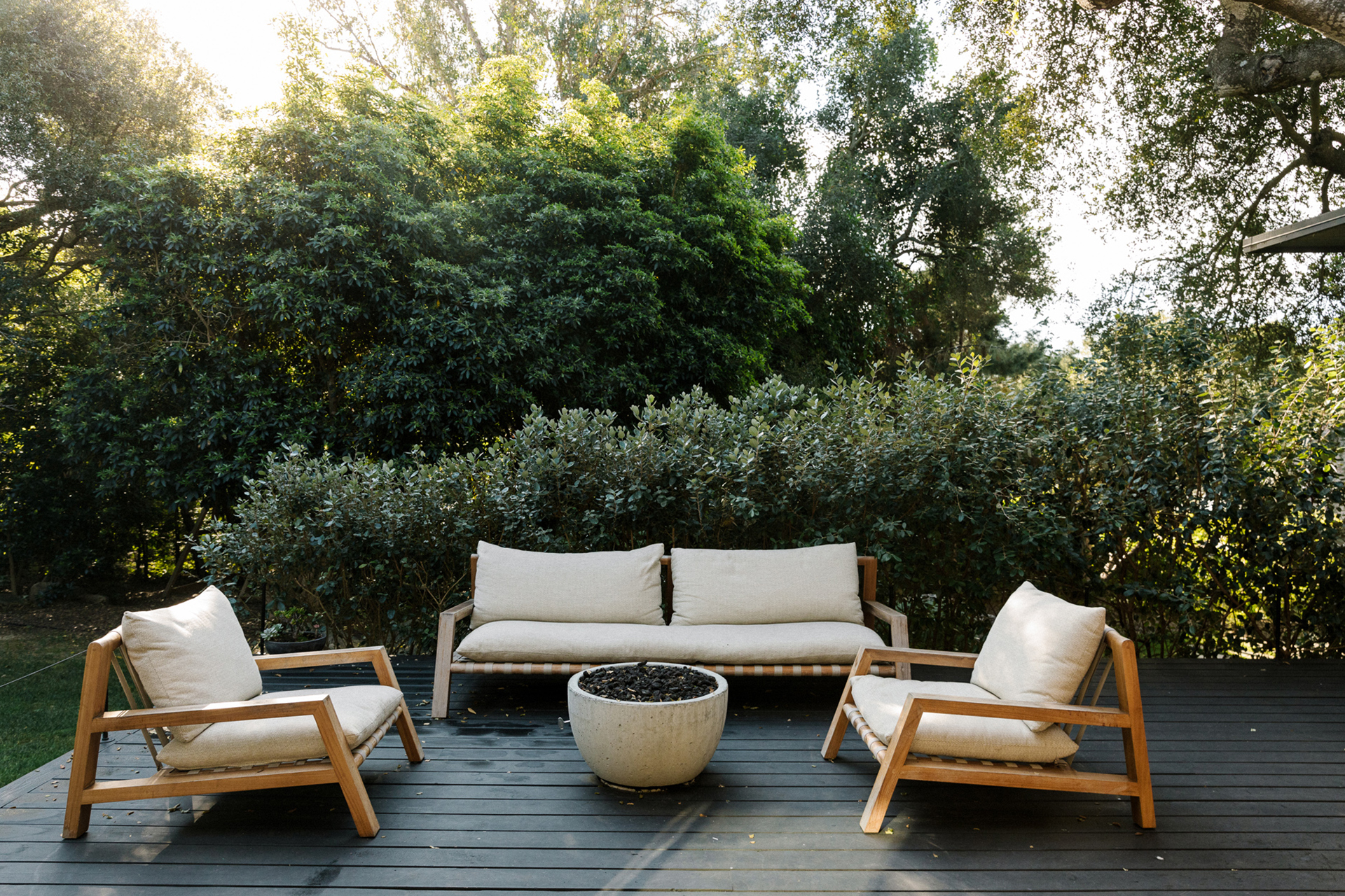 montecito-modern_house_montecito-california-usa_exterior-terrace.jpg