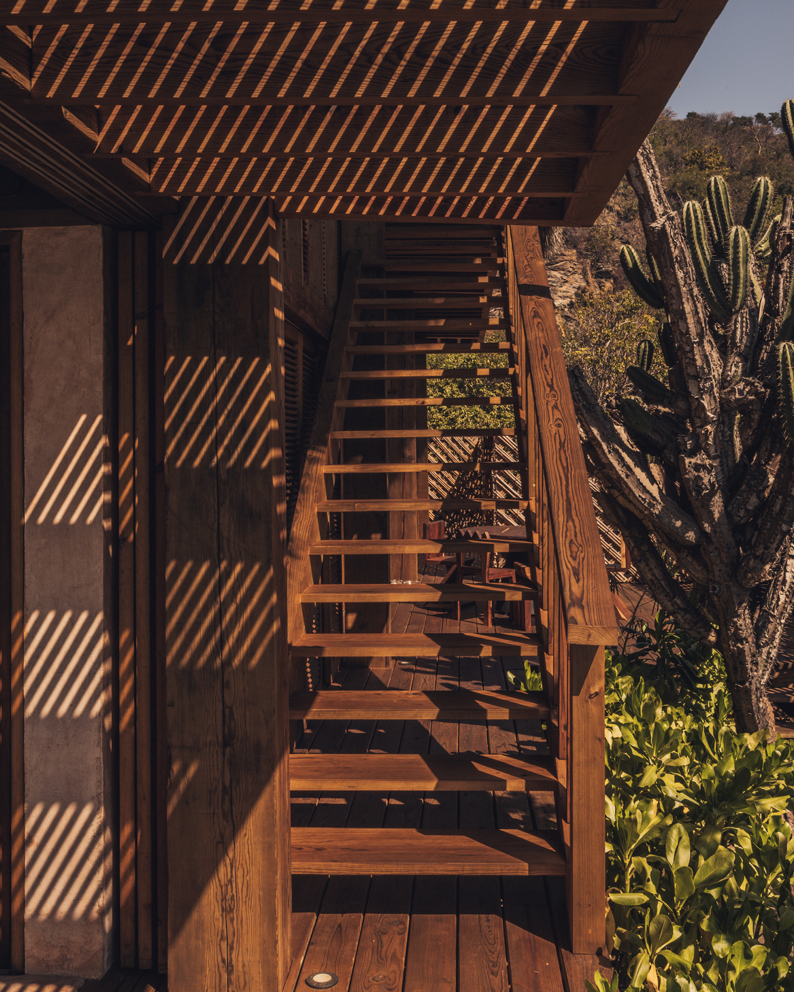 casa-de-mayo_villa_mazunte-oaxaca-mexico_exterior-stairs.jpg