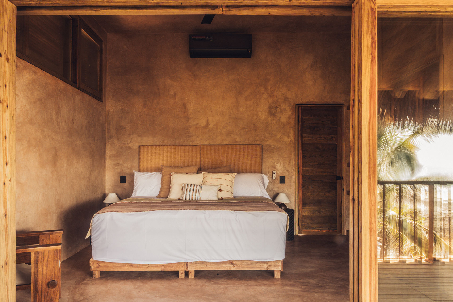 casa-de-mayo_villa_mazunte-oaxaca-mexico_interior-bed-room.jpg
