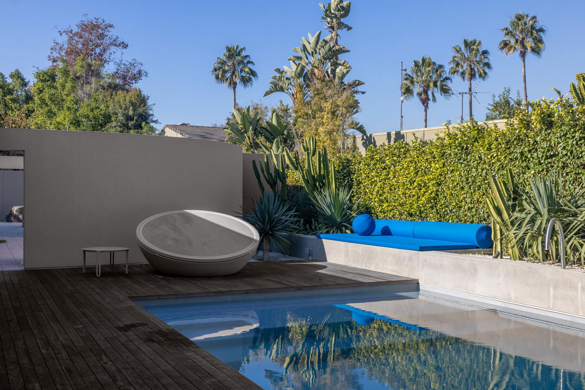 gallery-house_house_los-angeles-california-usa_exterior-pool-design.jpg