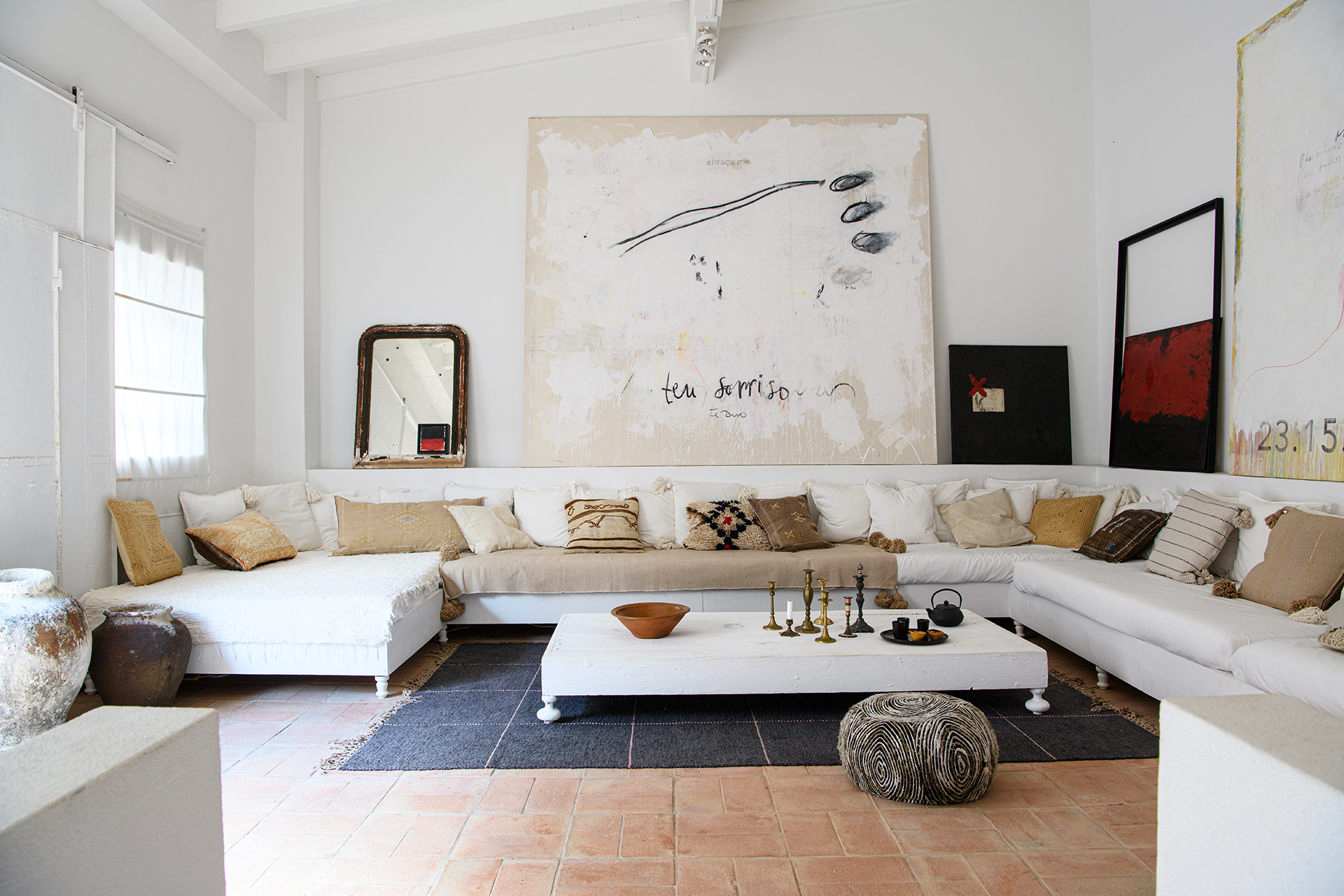ampersand-residence_townhouse_faro-portugal_interior.jpg