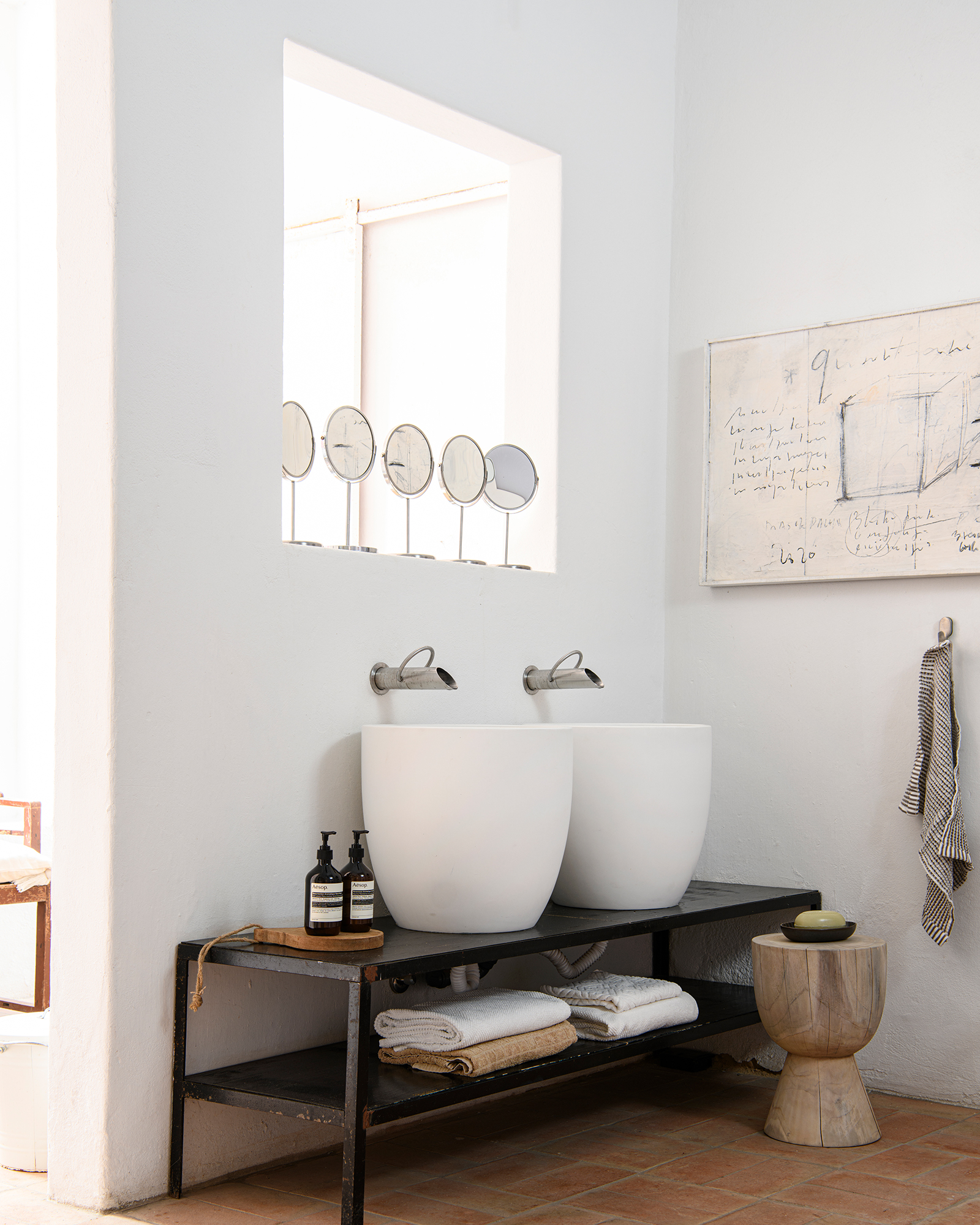 ampersand-residence_townhouse_faro-portugal_interior-bath-room.jpg