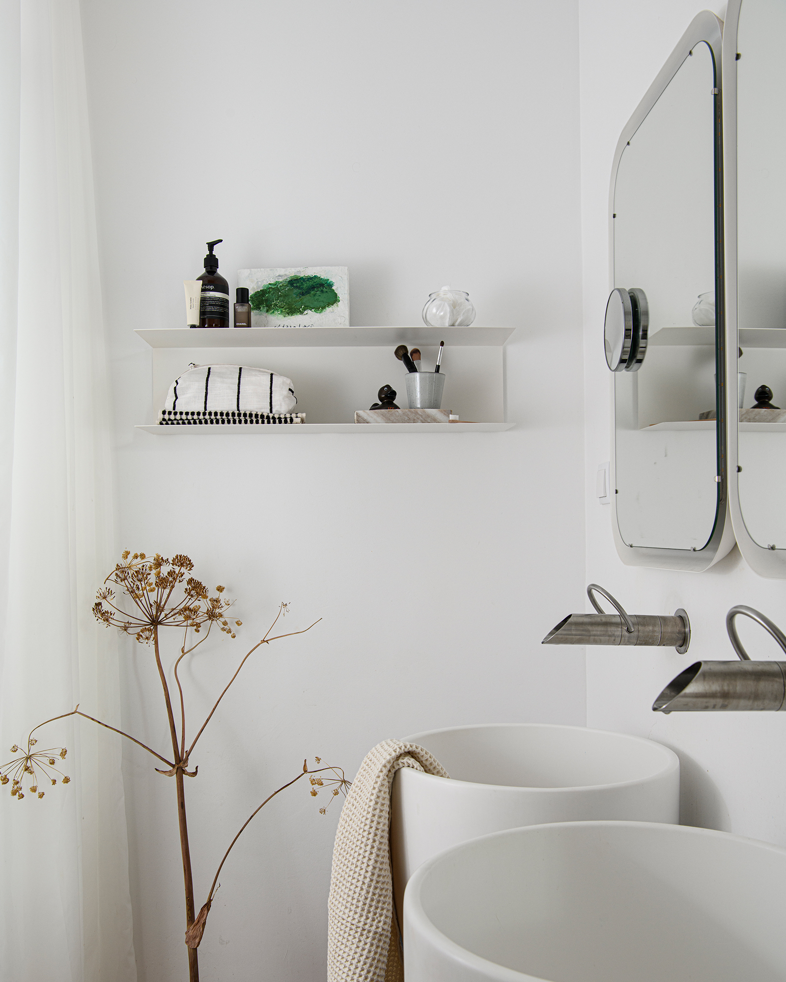 ampersand-residence_townhouse_faro-portugal_interior-bathroom.jpg