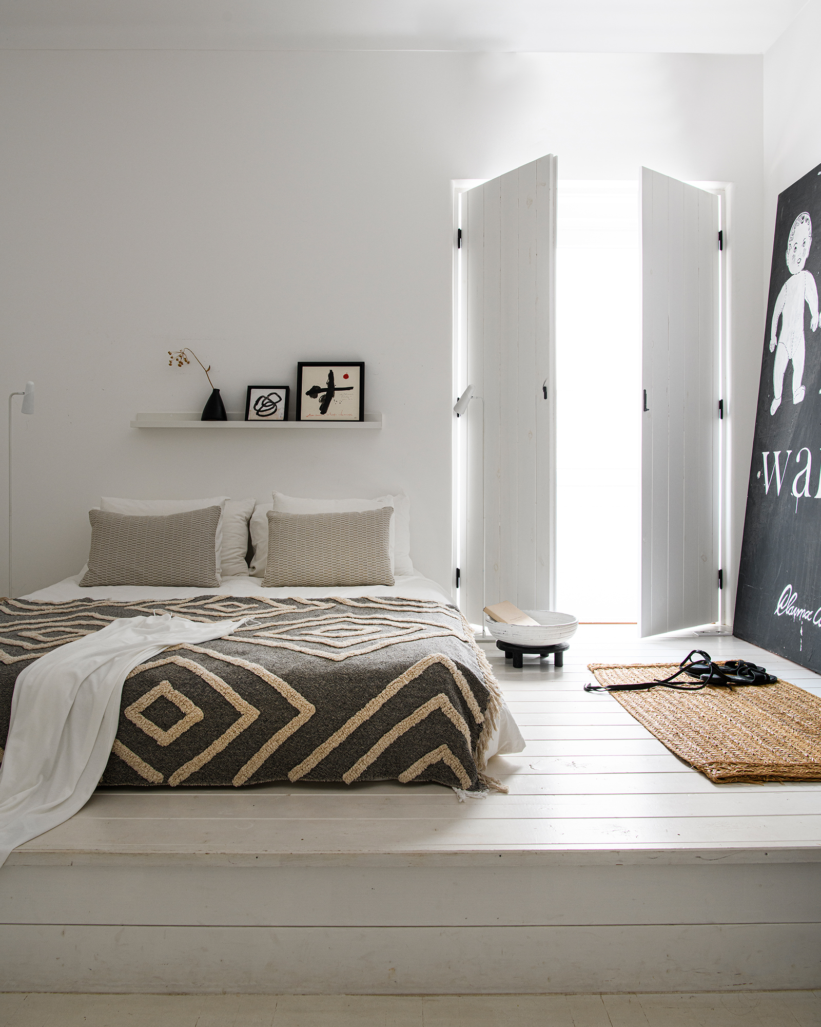 ampersand-residence_townhouse_faro-portugal_interior-bedroom.jpg