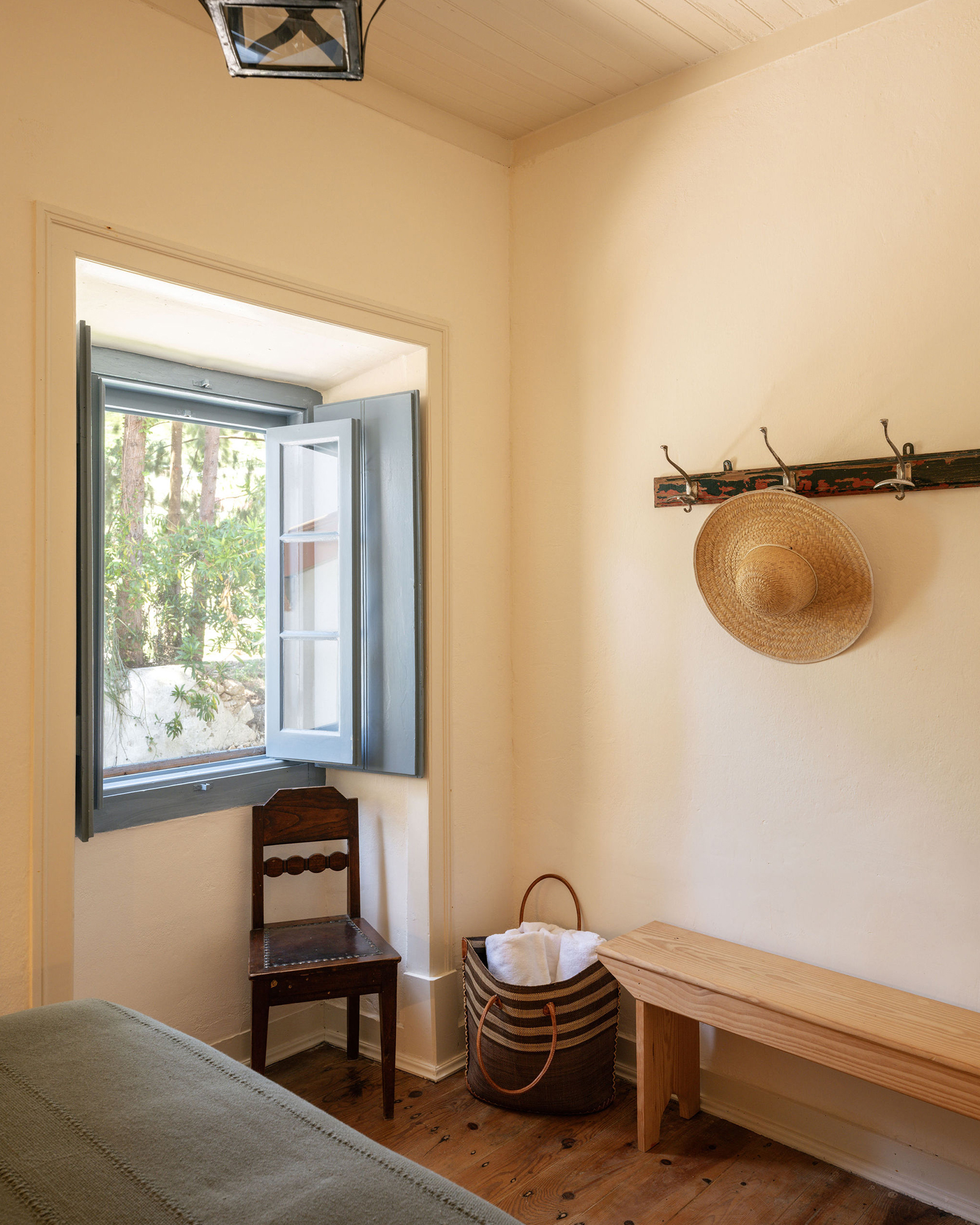 quinta-da-vespeira_farmhouse_lisbon-portugal_interior-bedroom-window.jpg