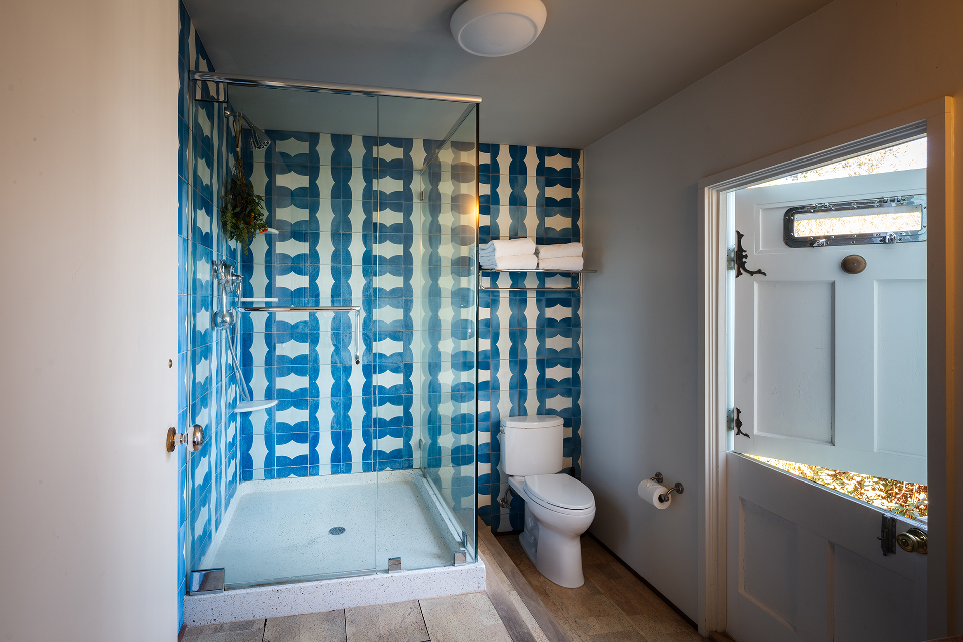 point-loma-casita_house_san-diego-usa_interior-bathroom.jpg