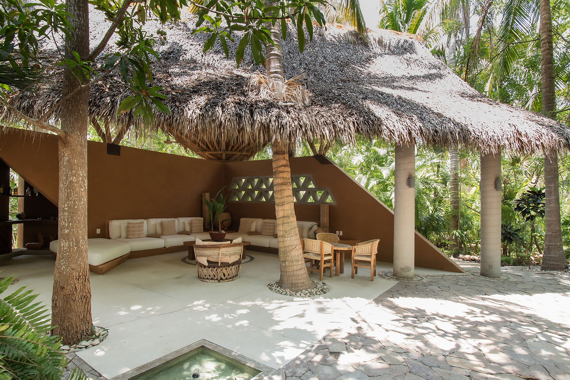 el-palmar_villa_oaxaca-mexico_exterior-seating.jpg