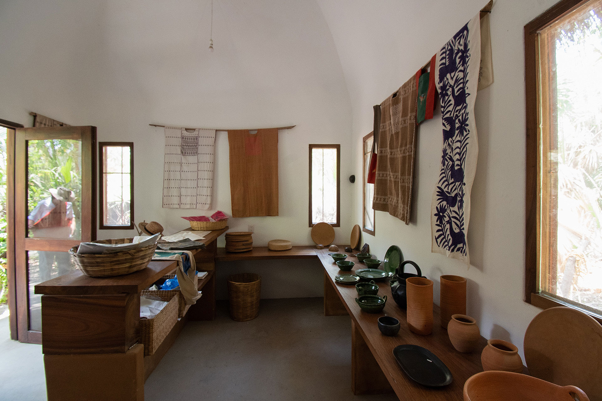 el-palmar_villa_oaxaca-mexico_interior-store.jpg