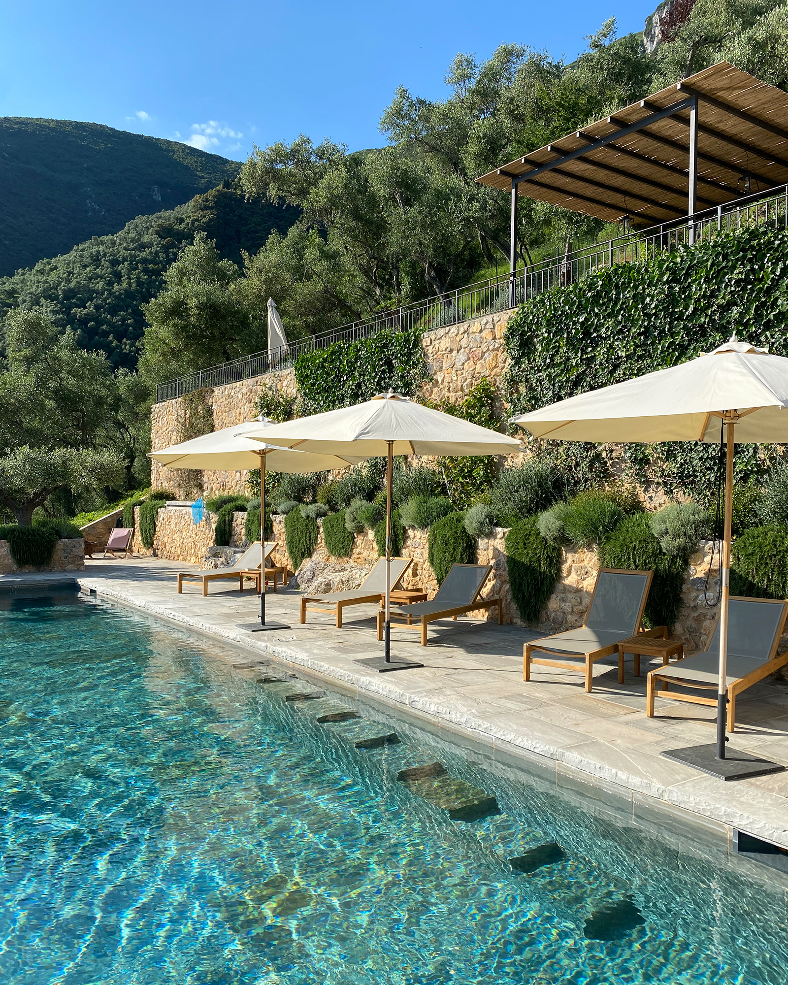 villa-tomeoni_farmhouse_tuscany-italy_exterior-pool-design.jpg