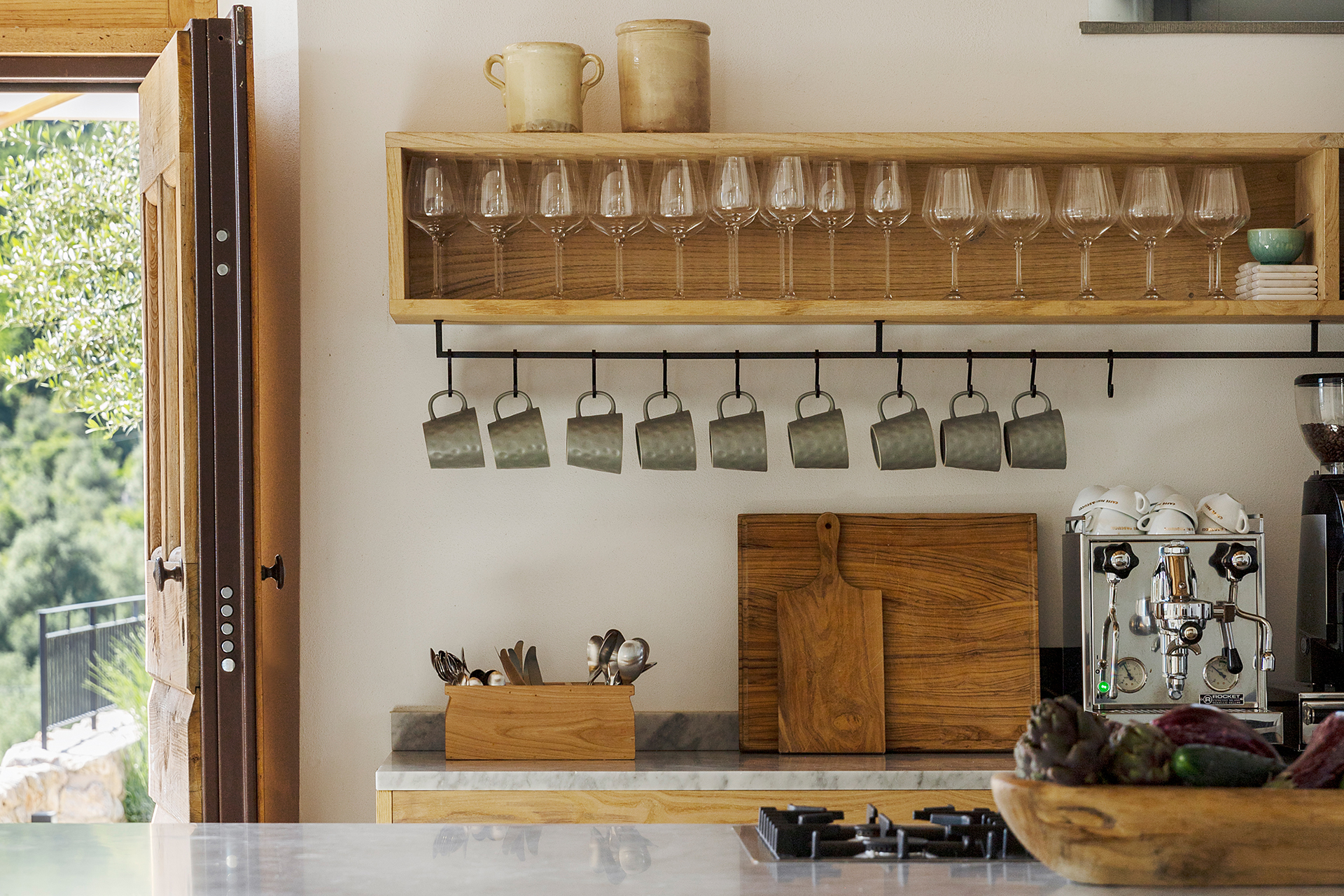 villa-tomeoni_farmhouse_tuscany-italy_interior-kitchen-detail.jpg