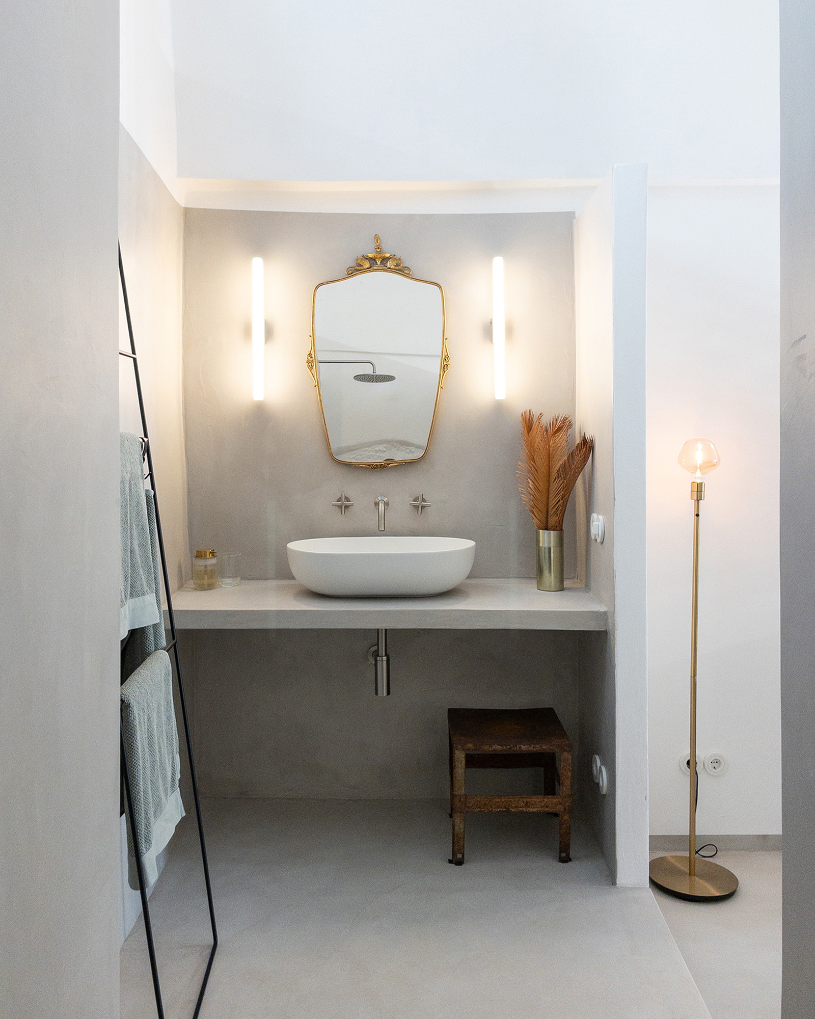 villa-tomeoni_apartment_puglia-italy_interior-bathroom.jpg