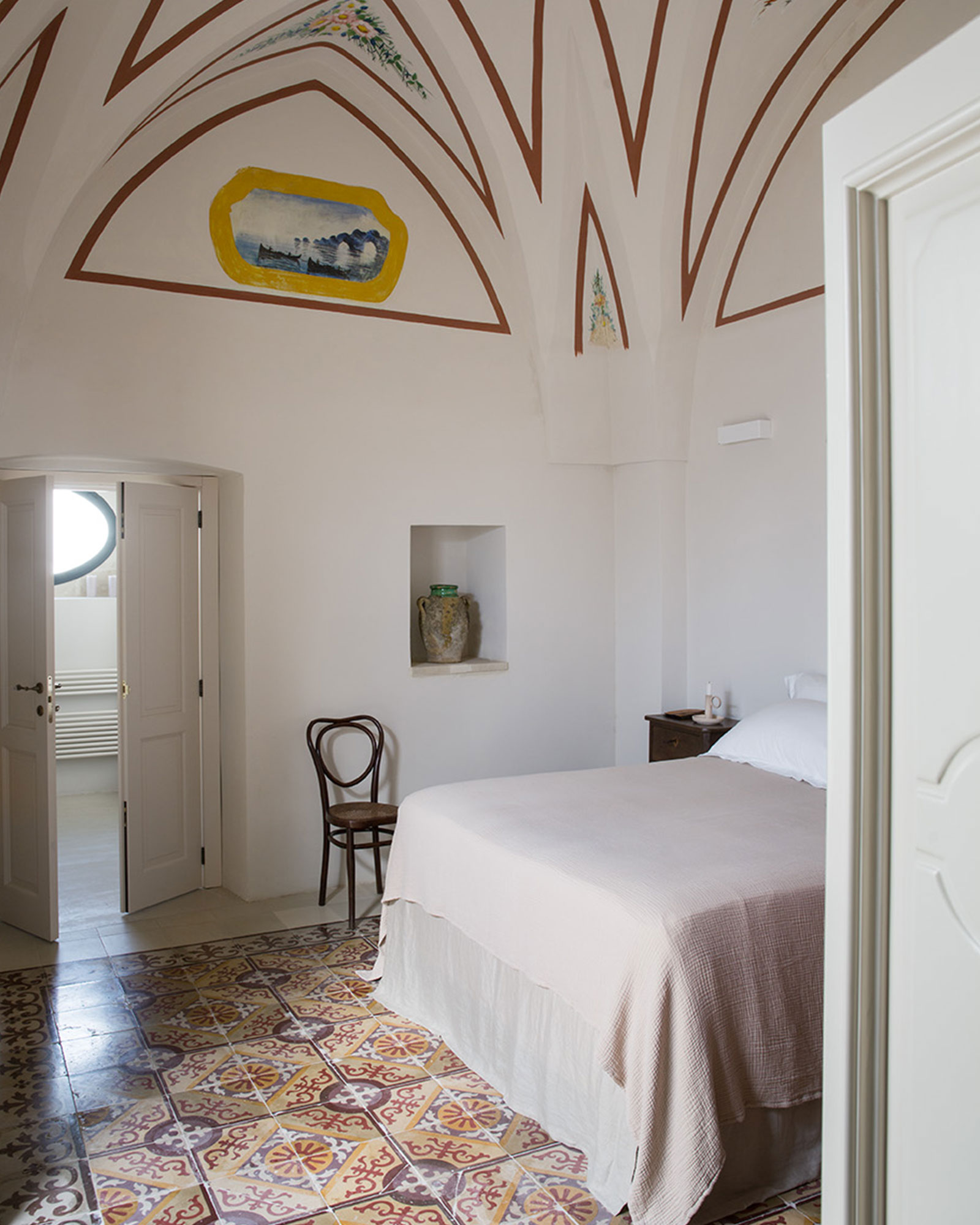 dimora-salento-dreams_villa_lecce-italy_interior-bed-room-space.jpg