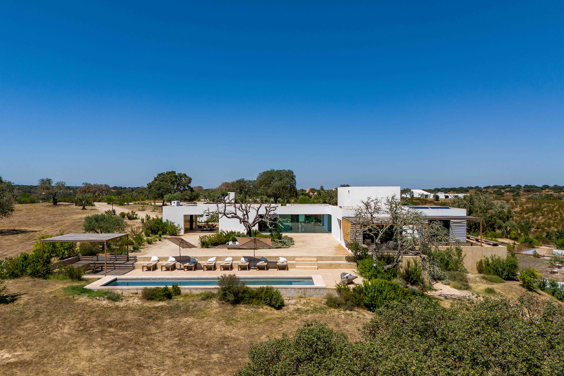 villa-quail_villa_setuabal-portugal_exterior.jpg