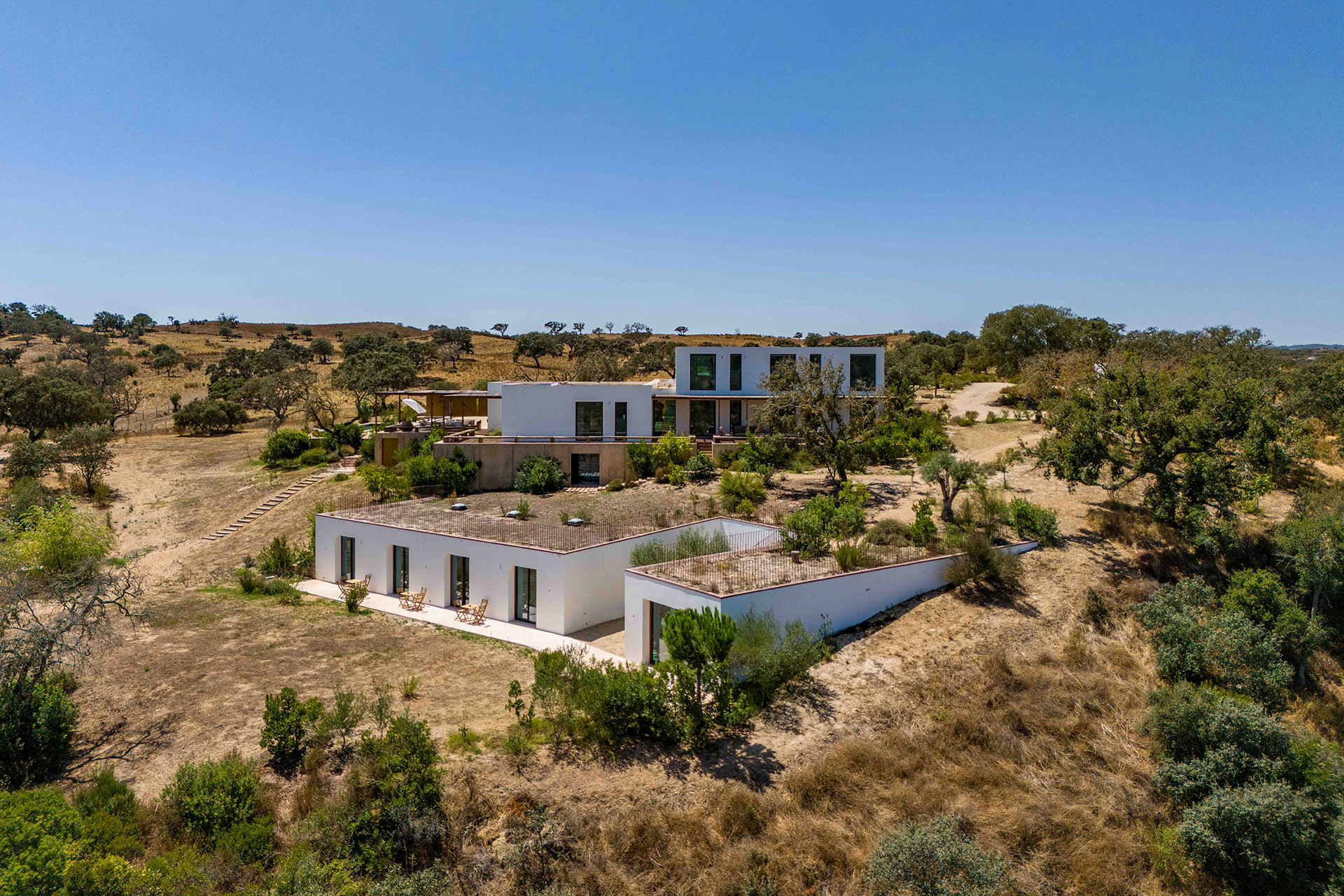 villa-quail_villa_setuabal-portugal_exterior-drone.jpg