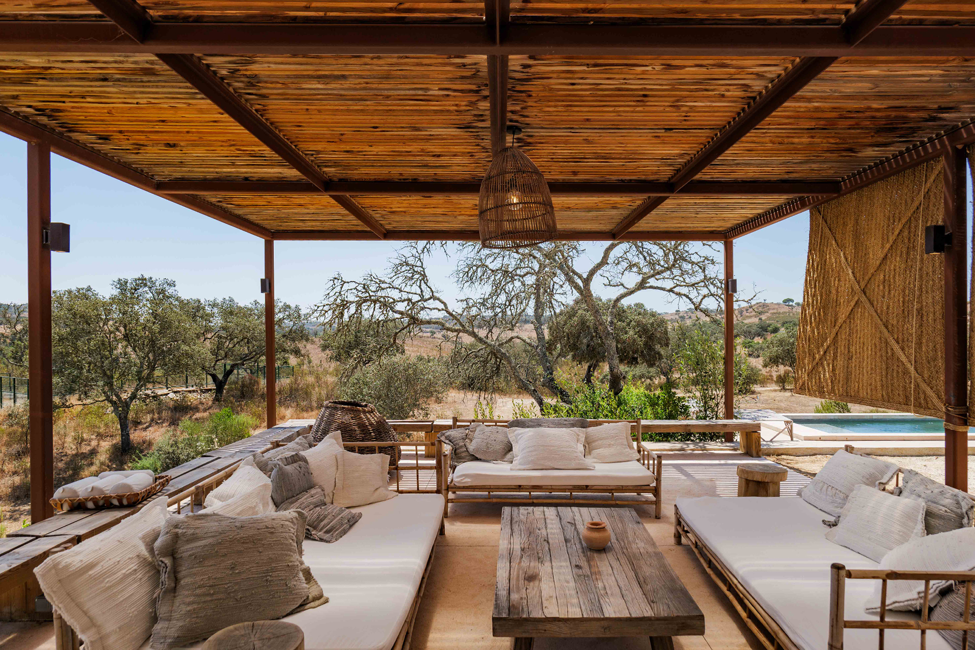 villa-quail_villa_setuabal-portugal_exterior-terrace-sofas.jpg
