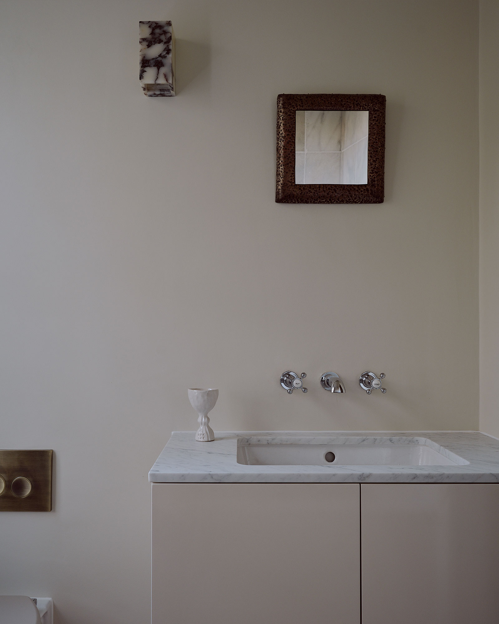 alta_townhouse_london-england_interior-bath-room.jpg