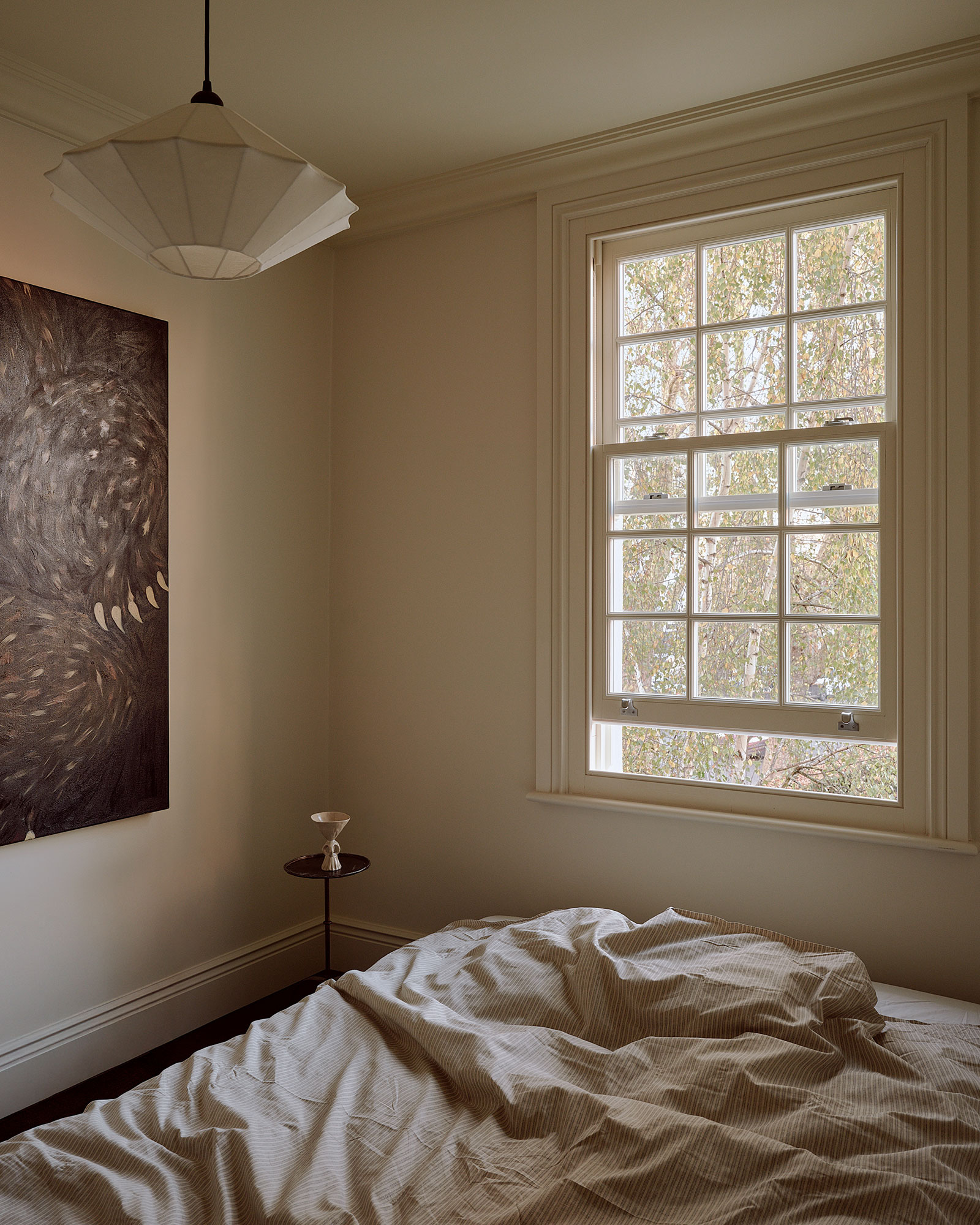 alta_townhouse_london-england_interior-bedroom-window.jpg
