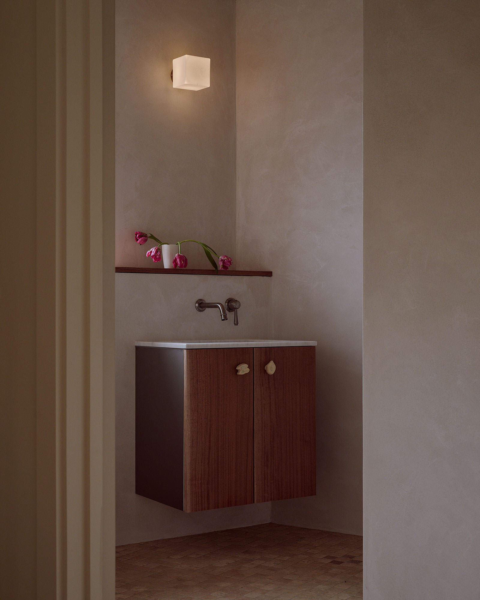 runda_house_london-uk_interior-bathroom.jpg