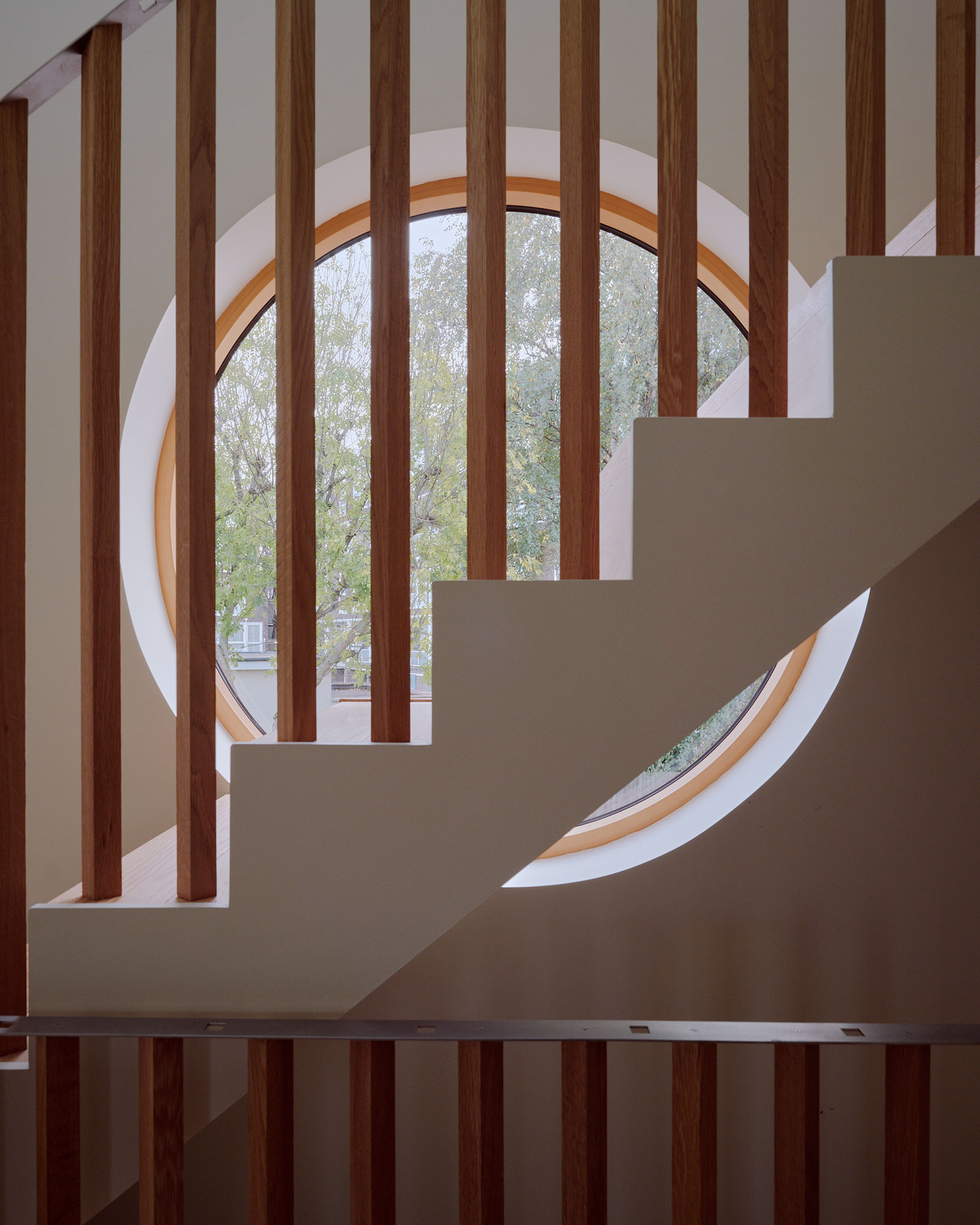 runda_house_london-uk_interior-stairs-detail.jpg