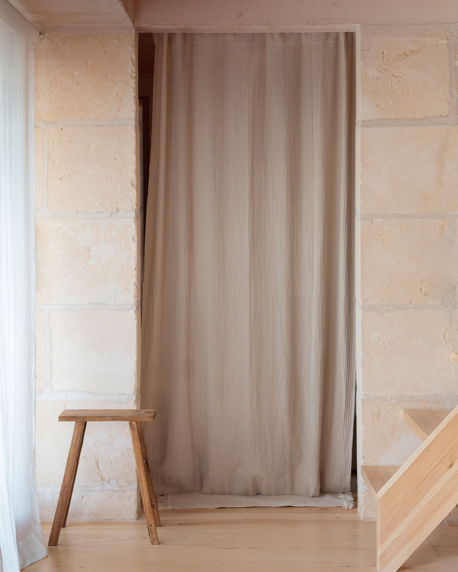 son-serra-cabin_house_Illes-Balears-spain_interior-detail.jpg