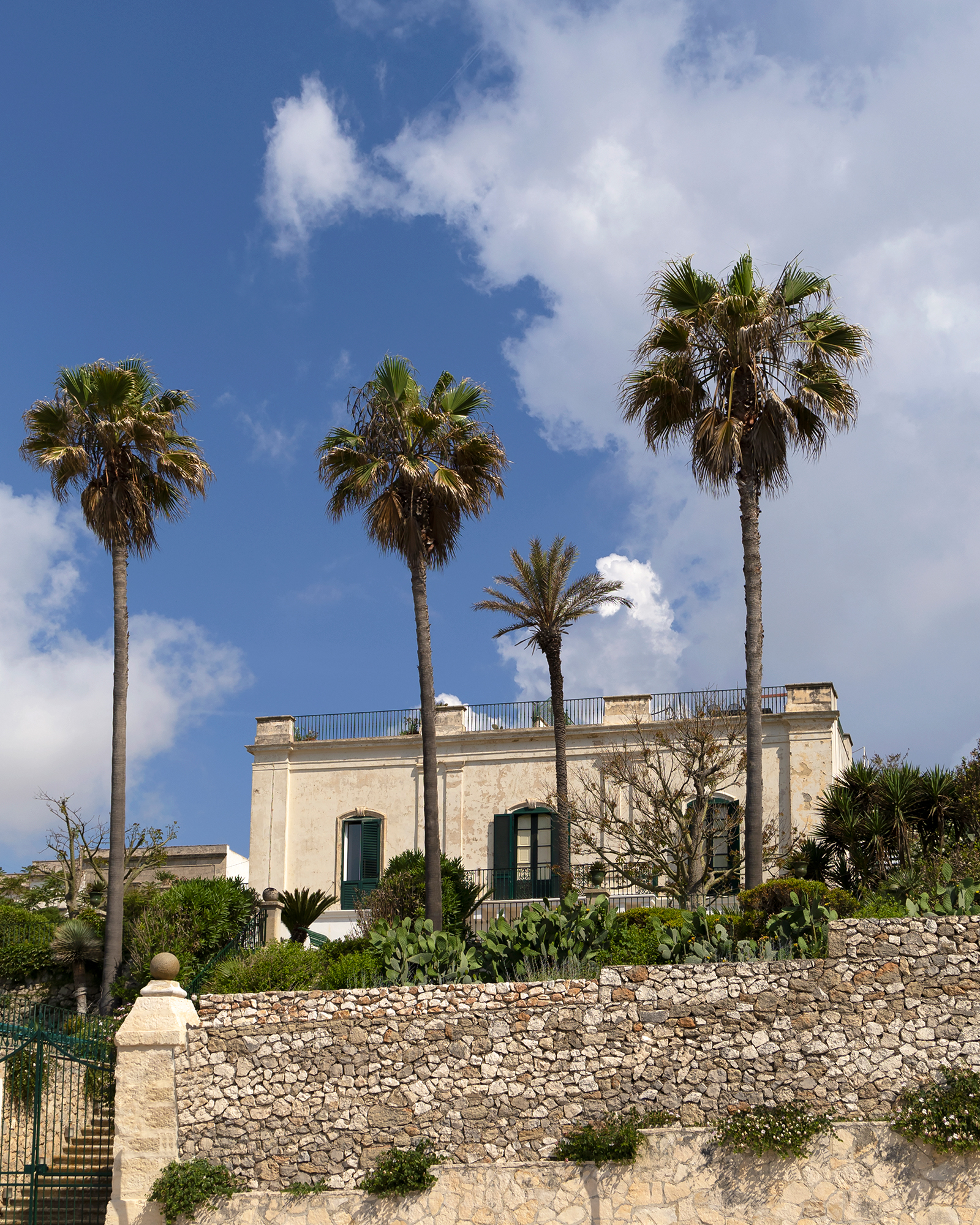 villa-jolanda_villa_puglia-italy_exterior-design.jpg