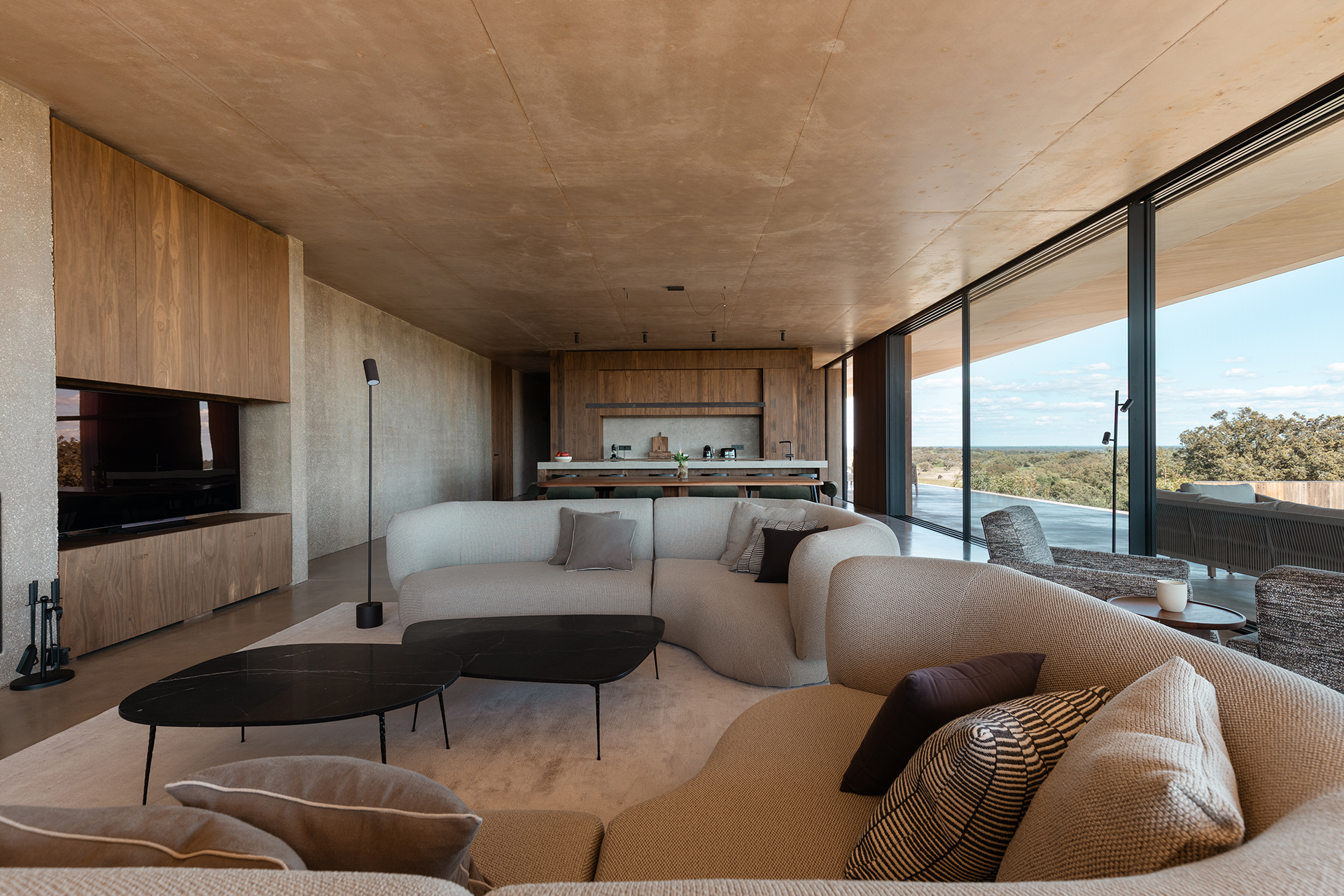 casa-lumi_villa_setubal-portugal_interior-space-design.jpg